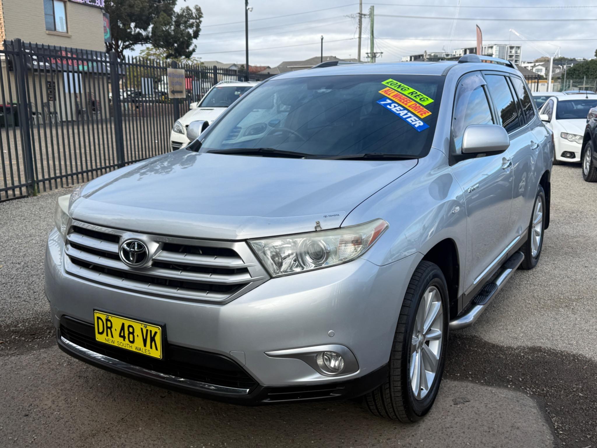 TOYOTA KLUGER