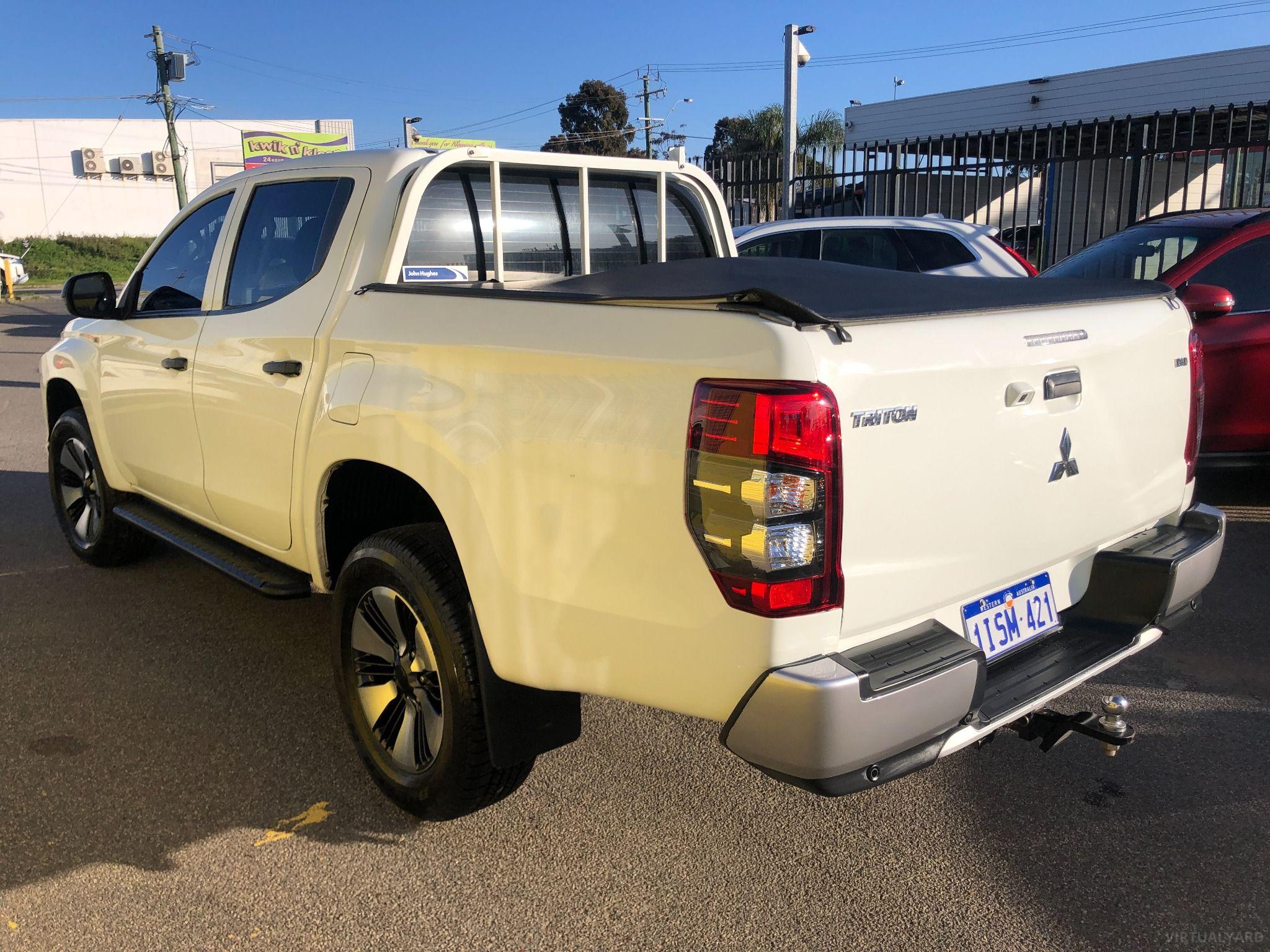 Mitsubishi Triton