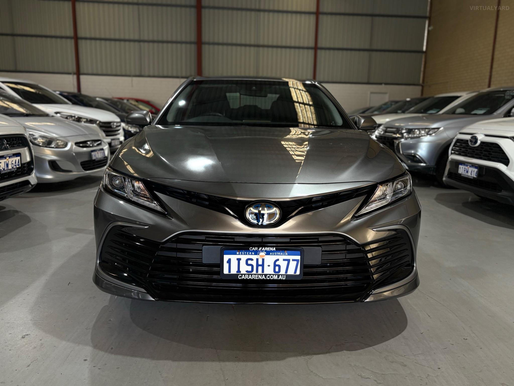 TOYOTA CAMRY