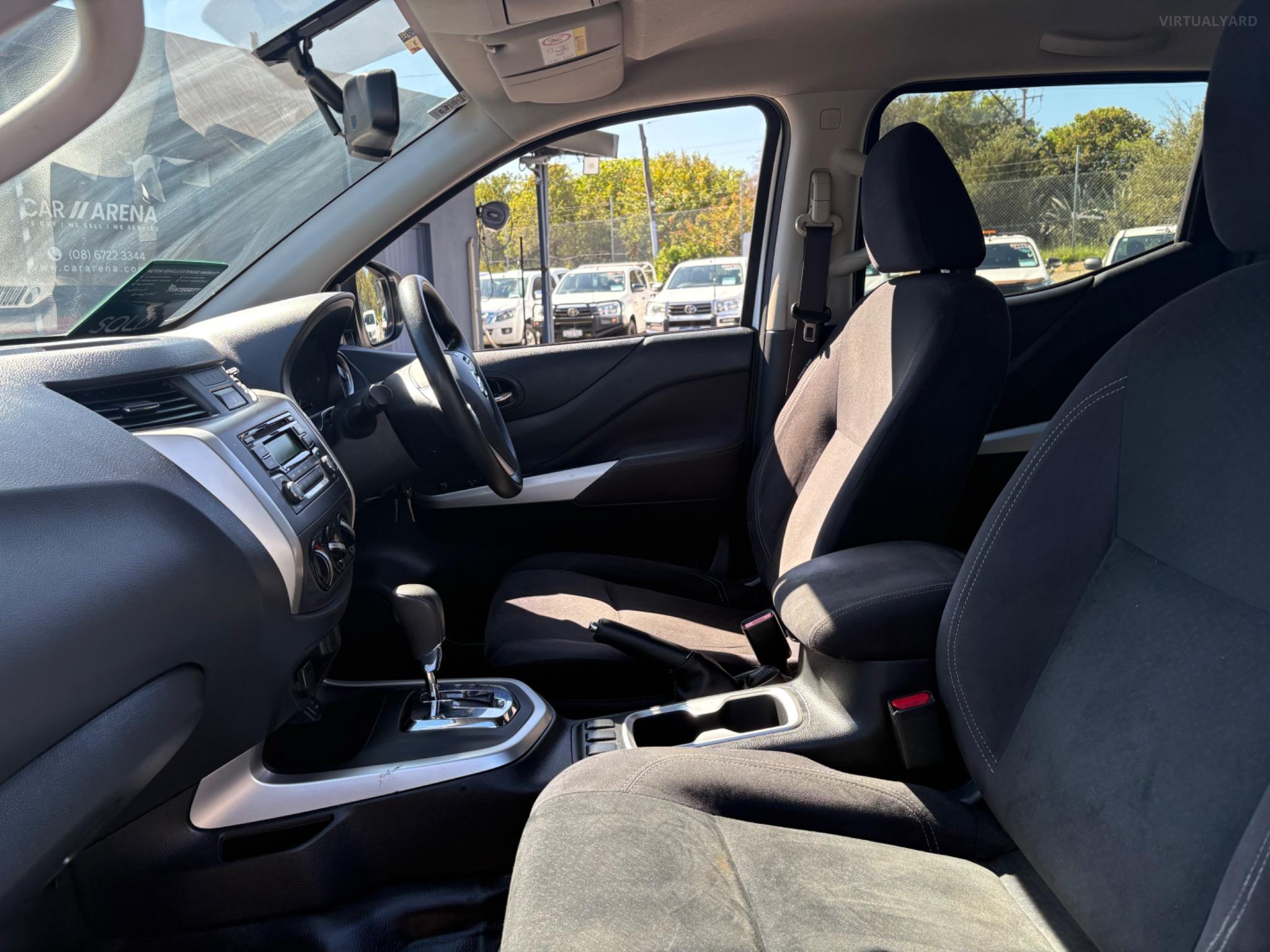NISSAN NAVARA