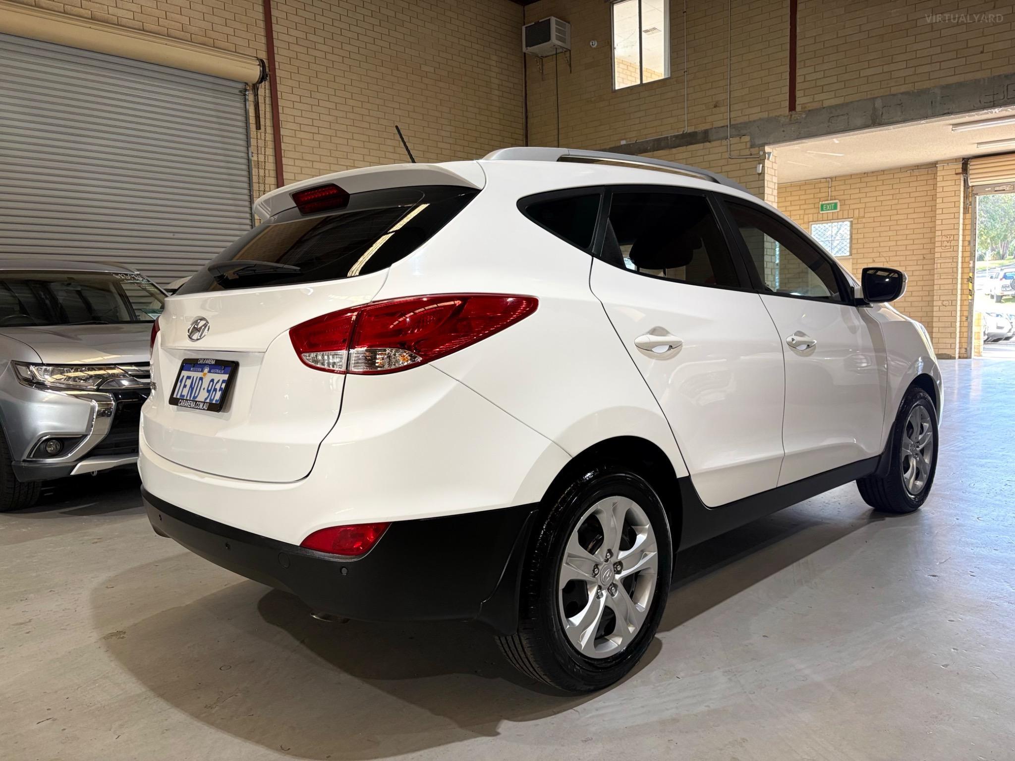 HYUNDAI iX35