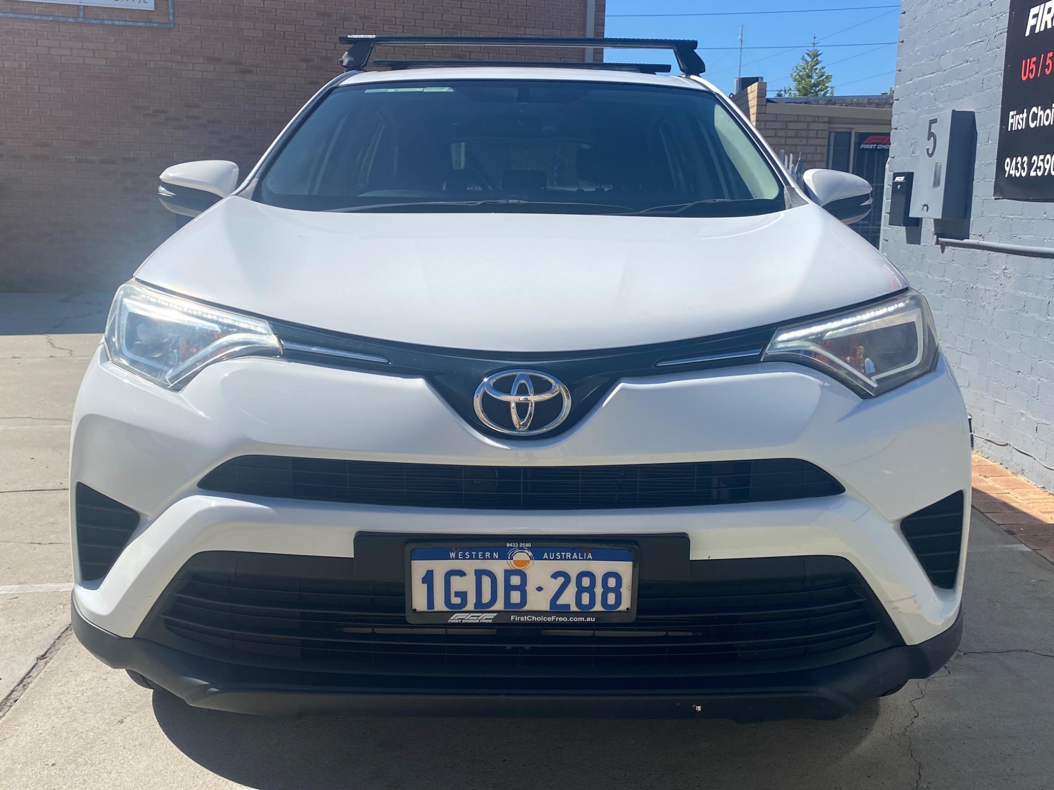 TOYOTA RAV4