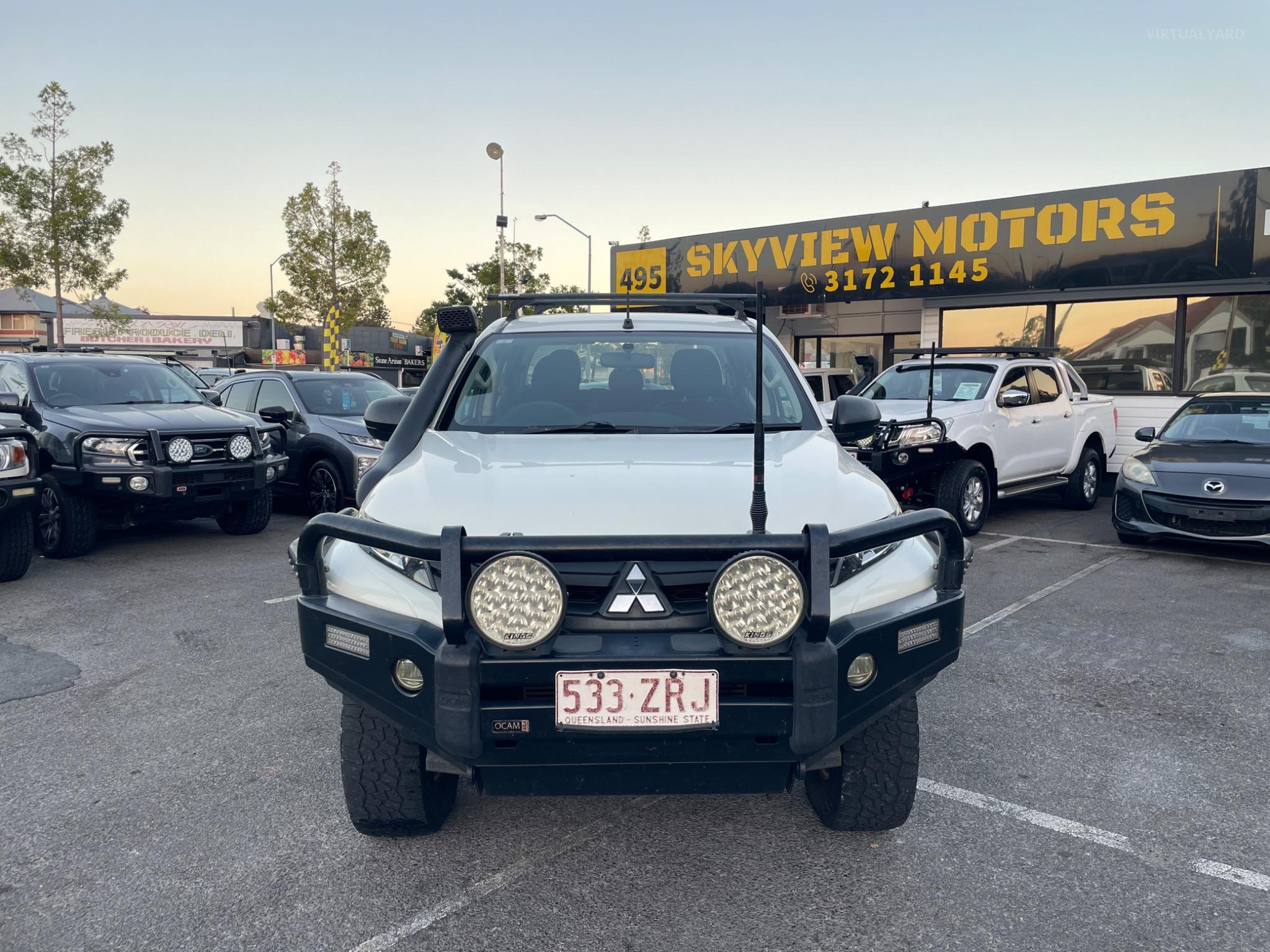 Mitsubishi Triton