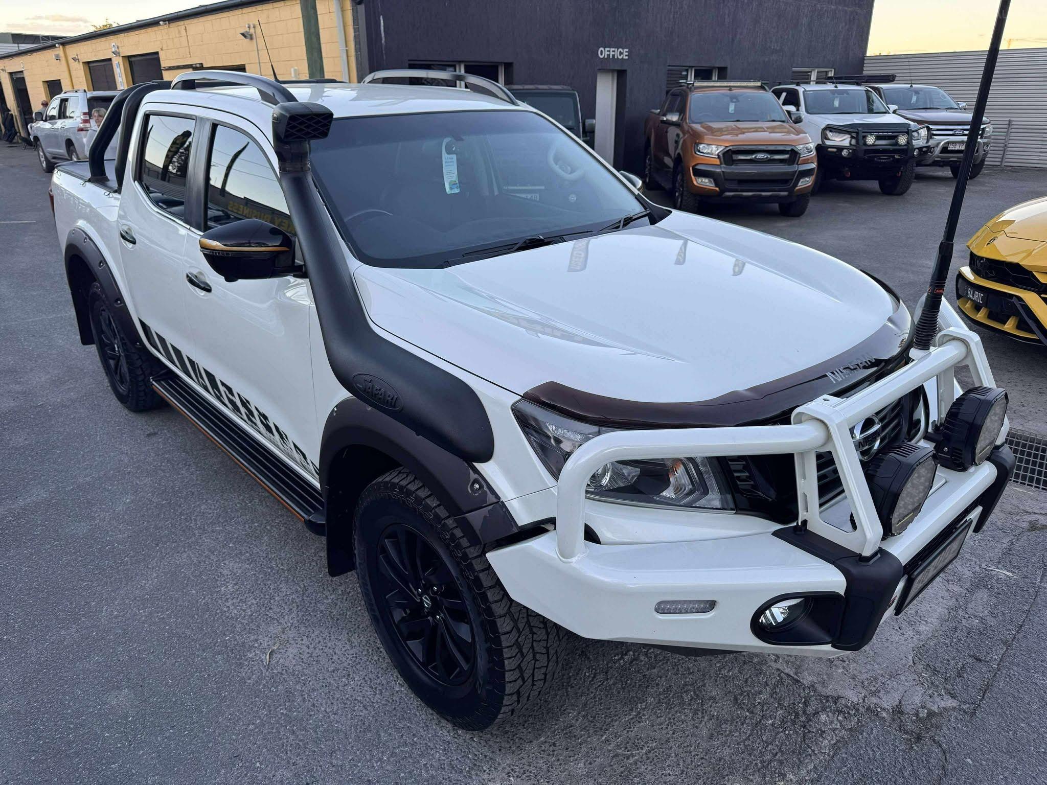 NISSAN NAVARA