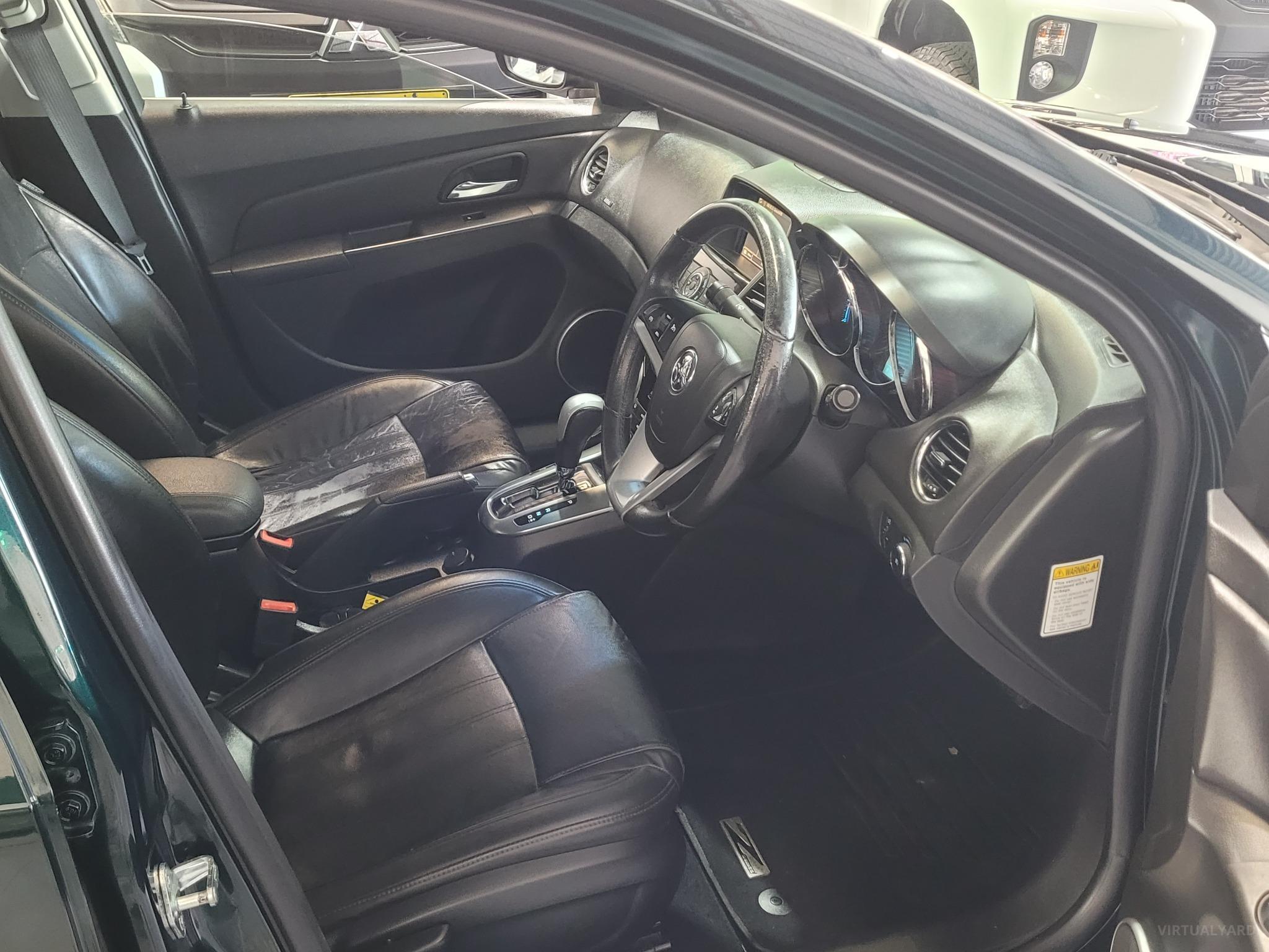 HOLDEN CRUZE