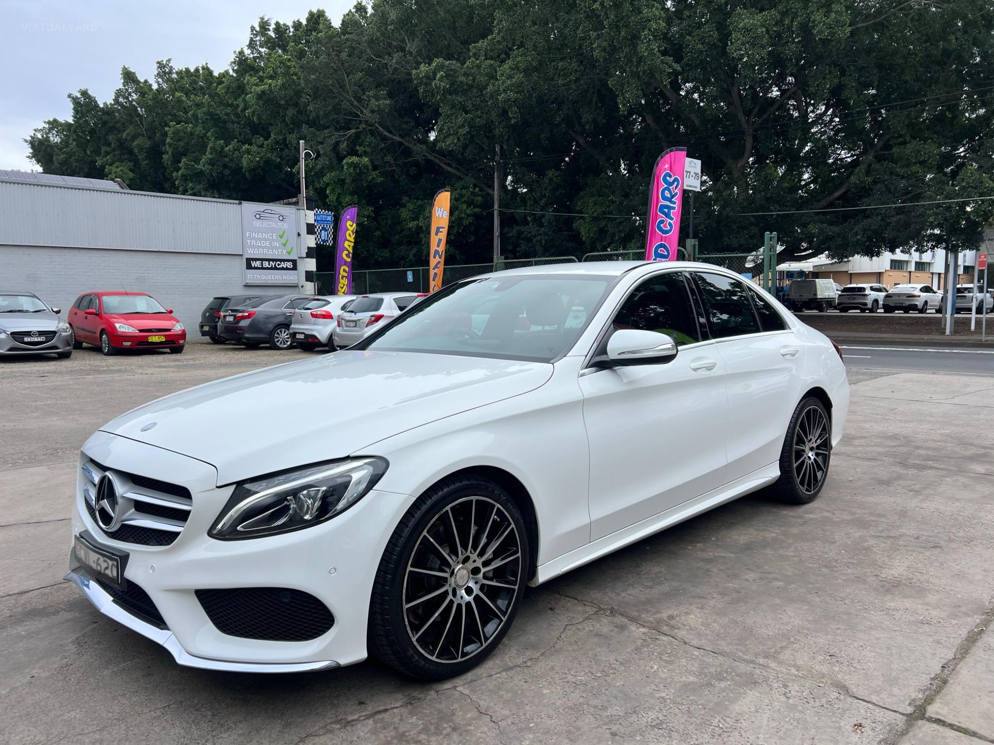 MERCEDES-BENZ C200