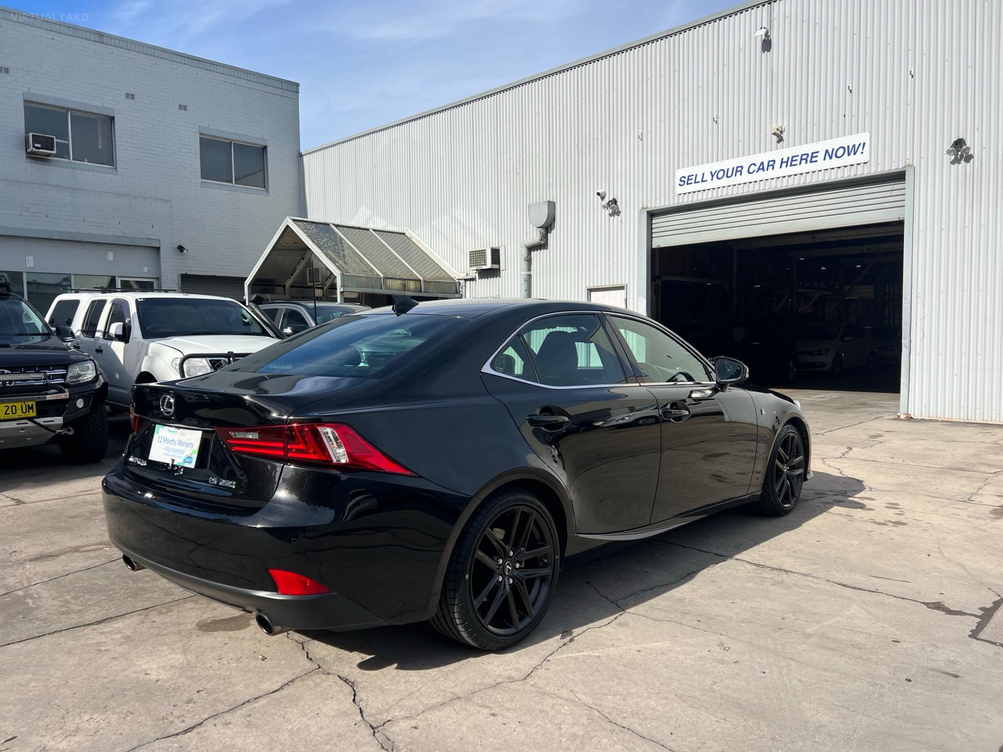 LEXUS IS250