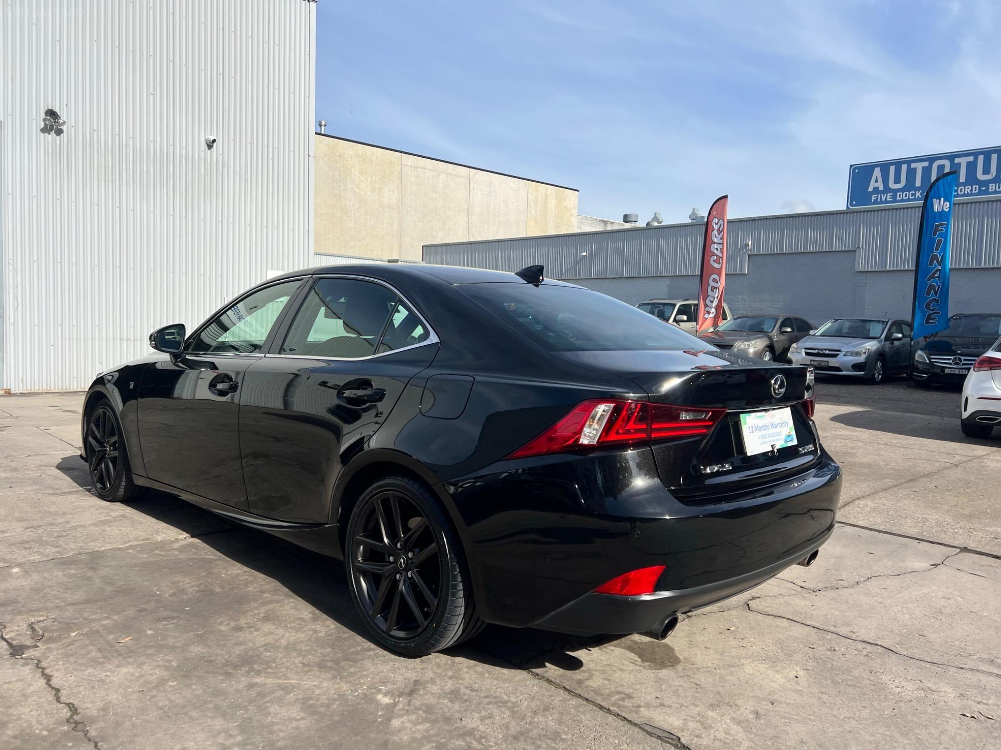 LEXUS IS250