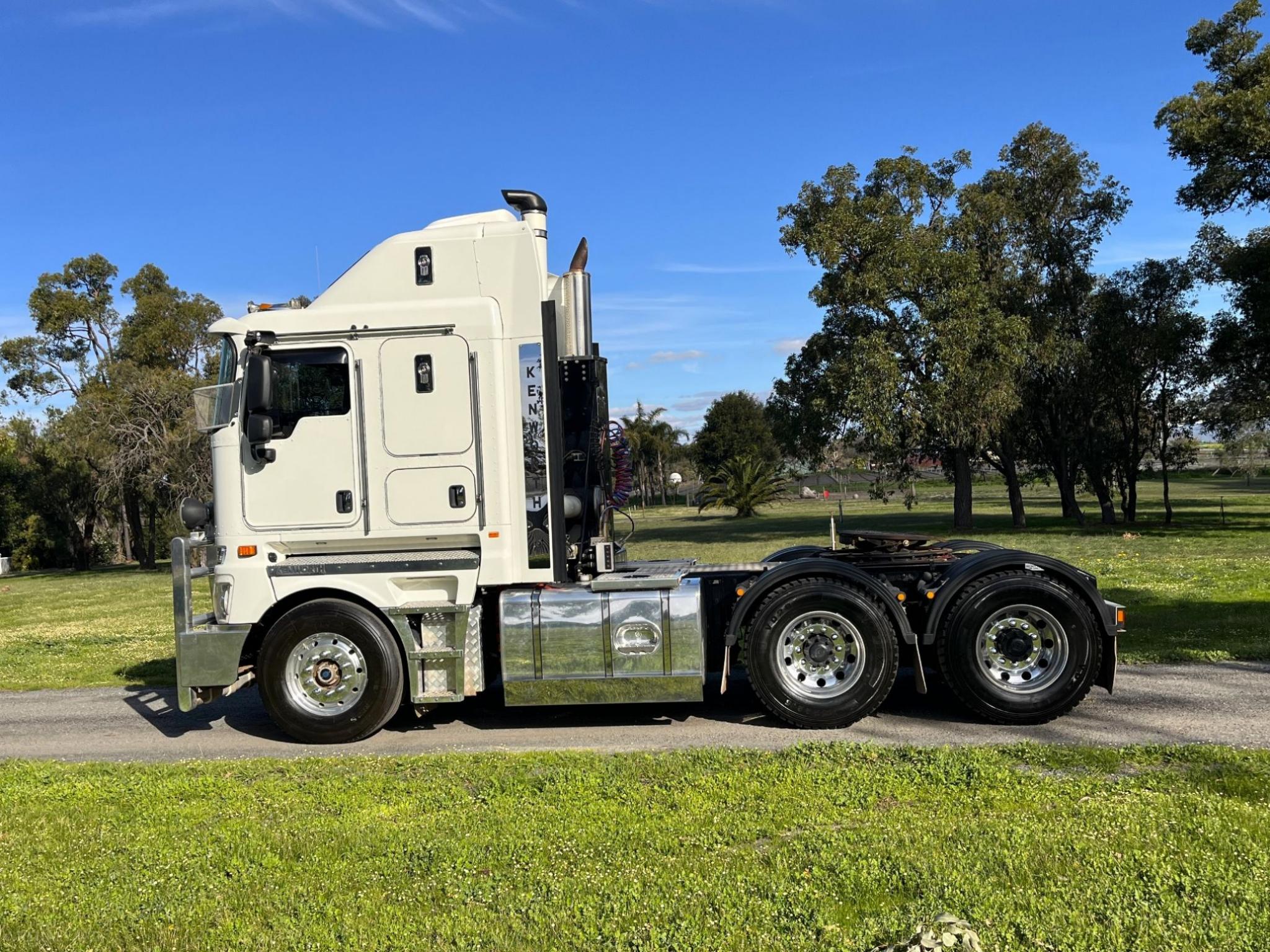 KENWORTH K200