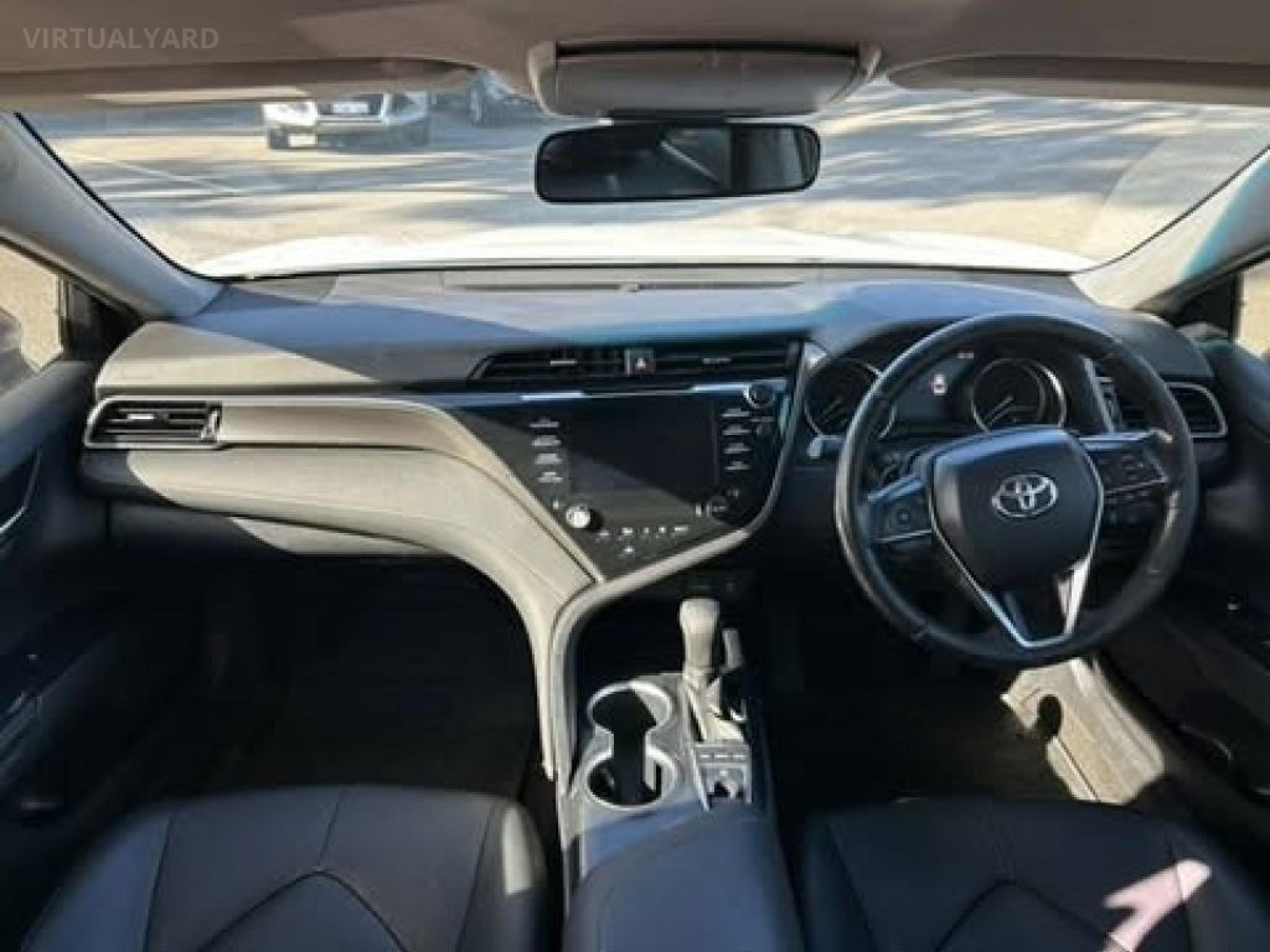 TOYOTA CAMRY