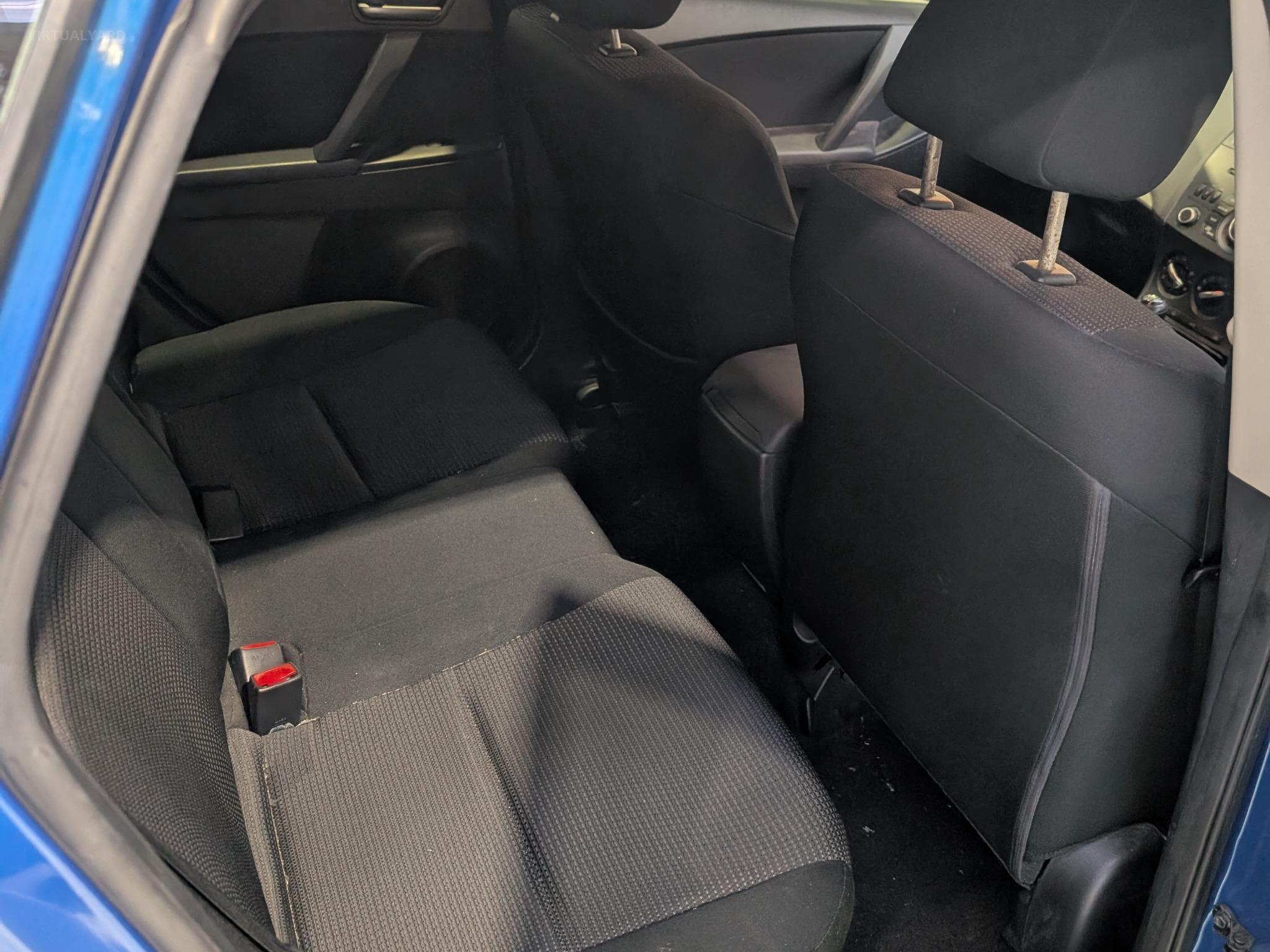 MAZDA MAZDA3