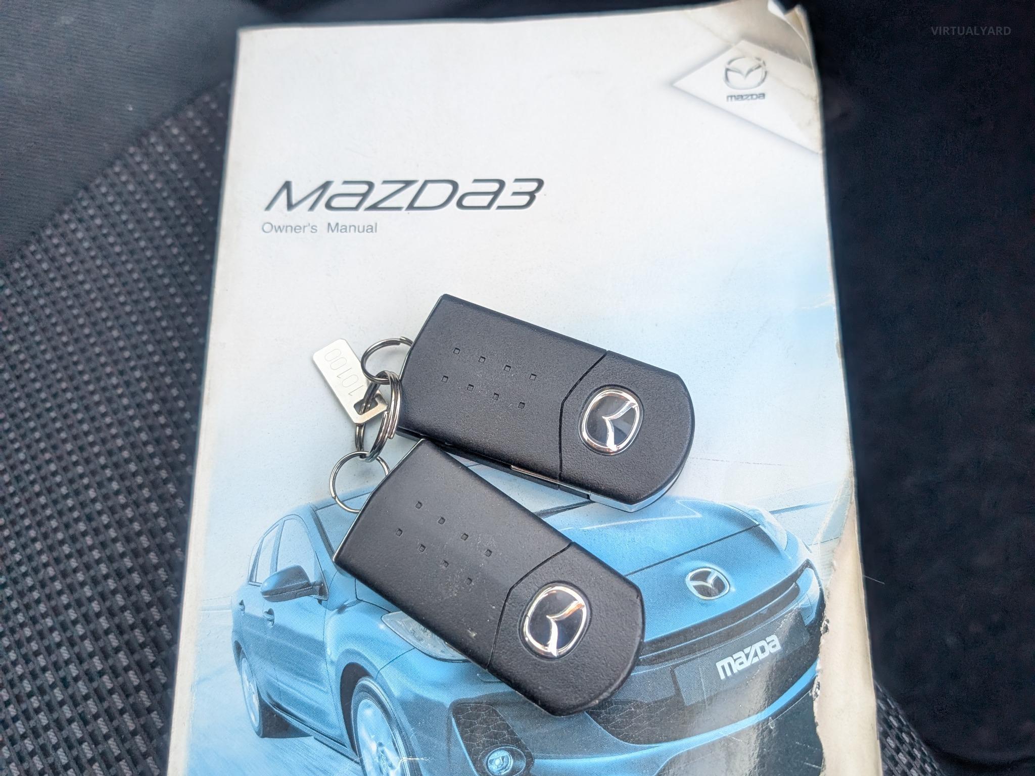 MAZDA MAZDA3