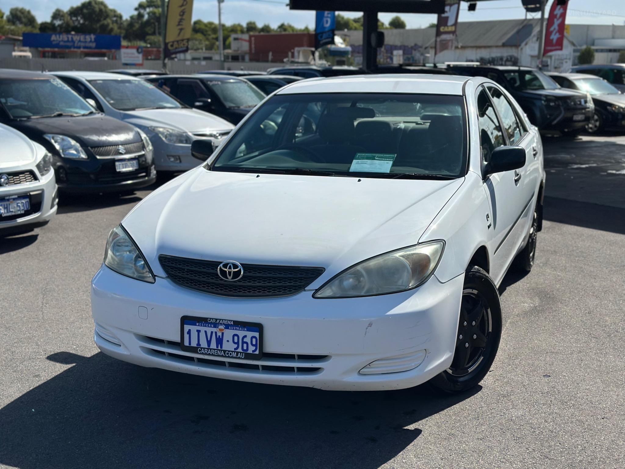 TOYOTA CAMRY