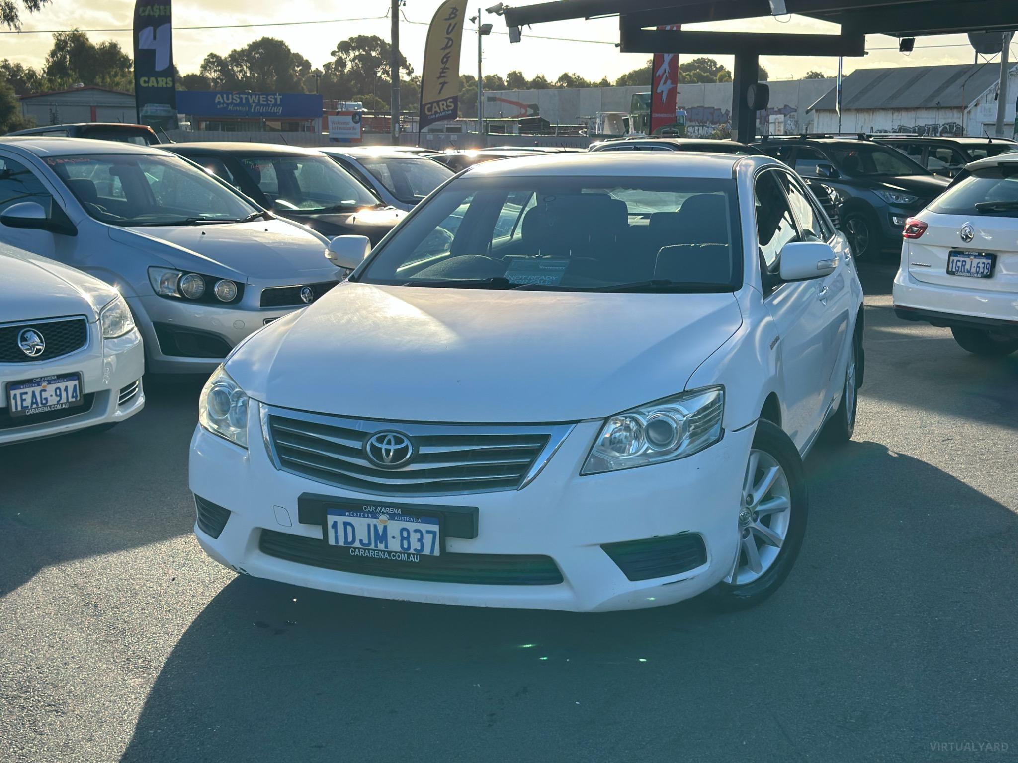 TOYOTA AURION