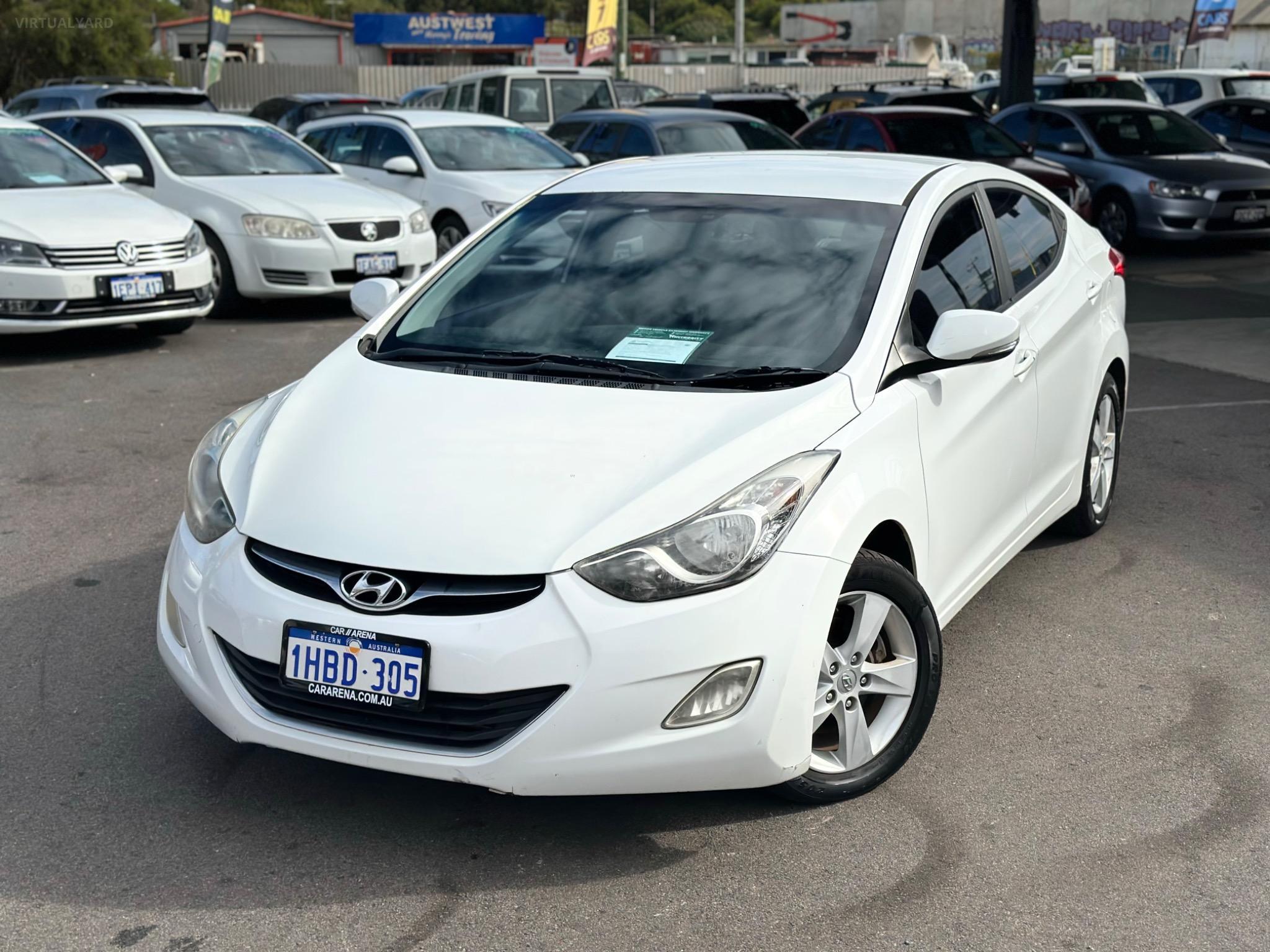 HYUNDAI ELANTRA