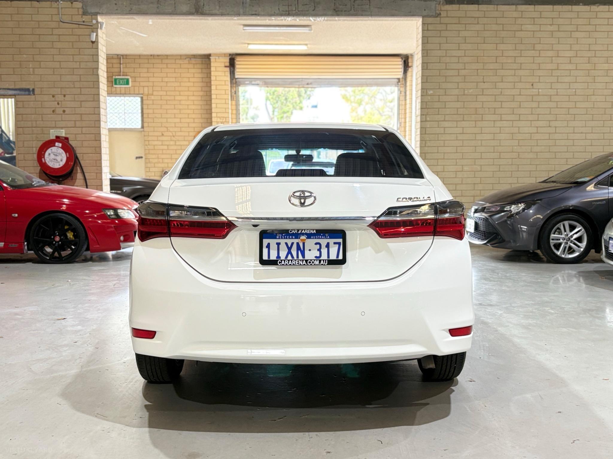 TOYOTA COROLLA