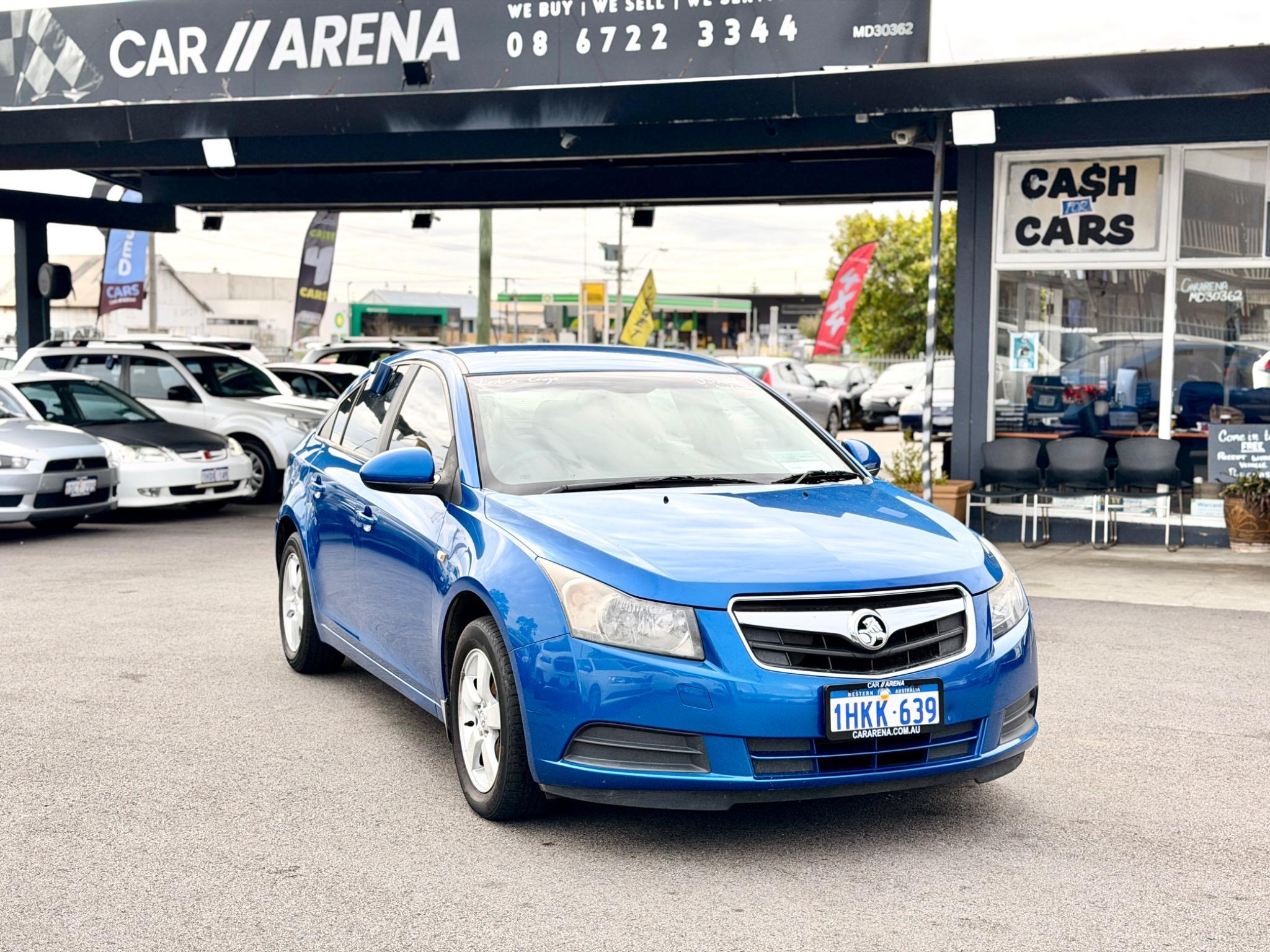 HOLDEN CRUZE