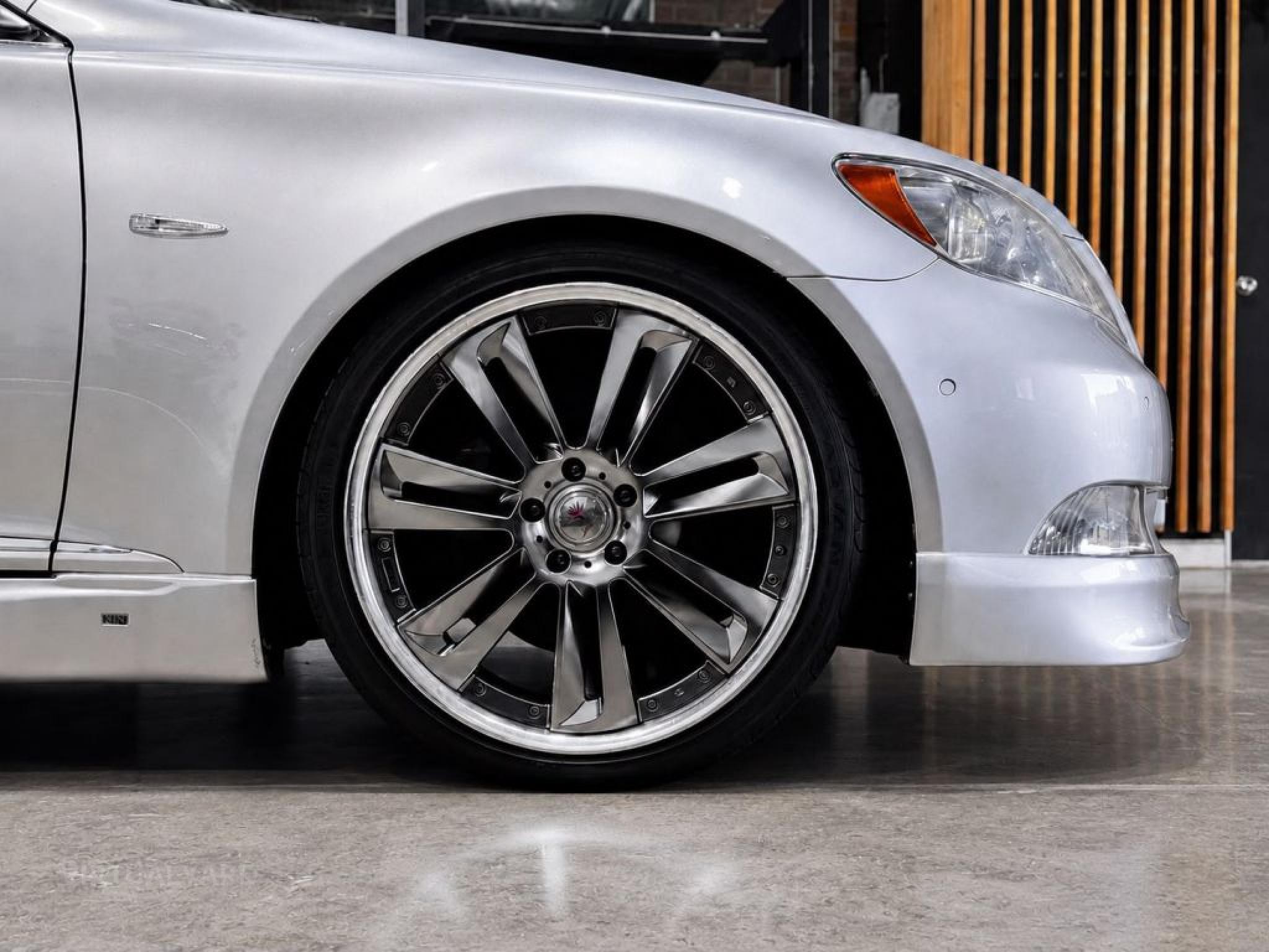 LEXUS LS460