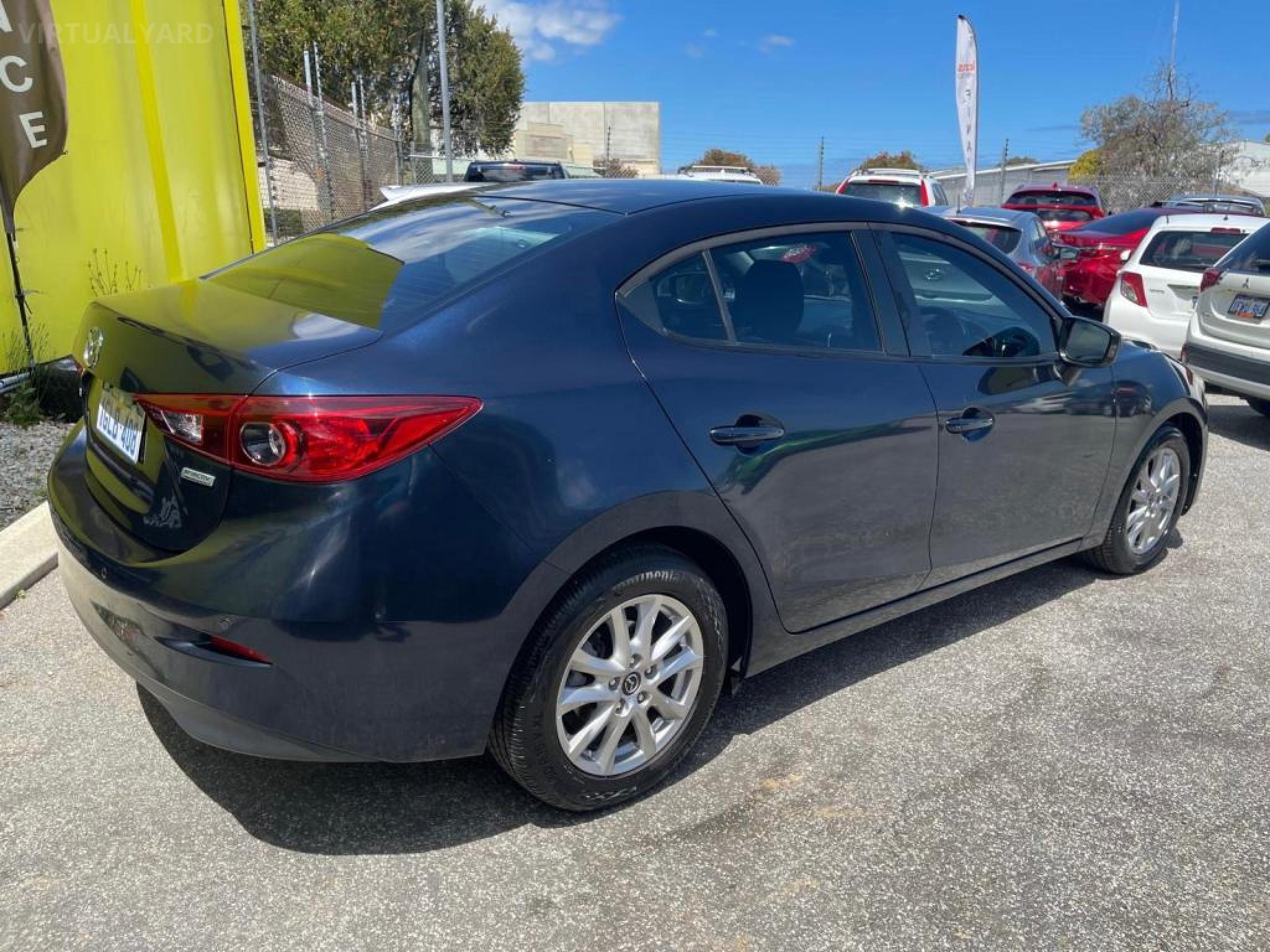 MAZDA MAZDA3