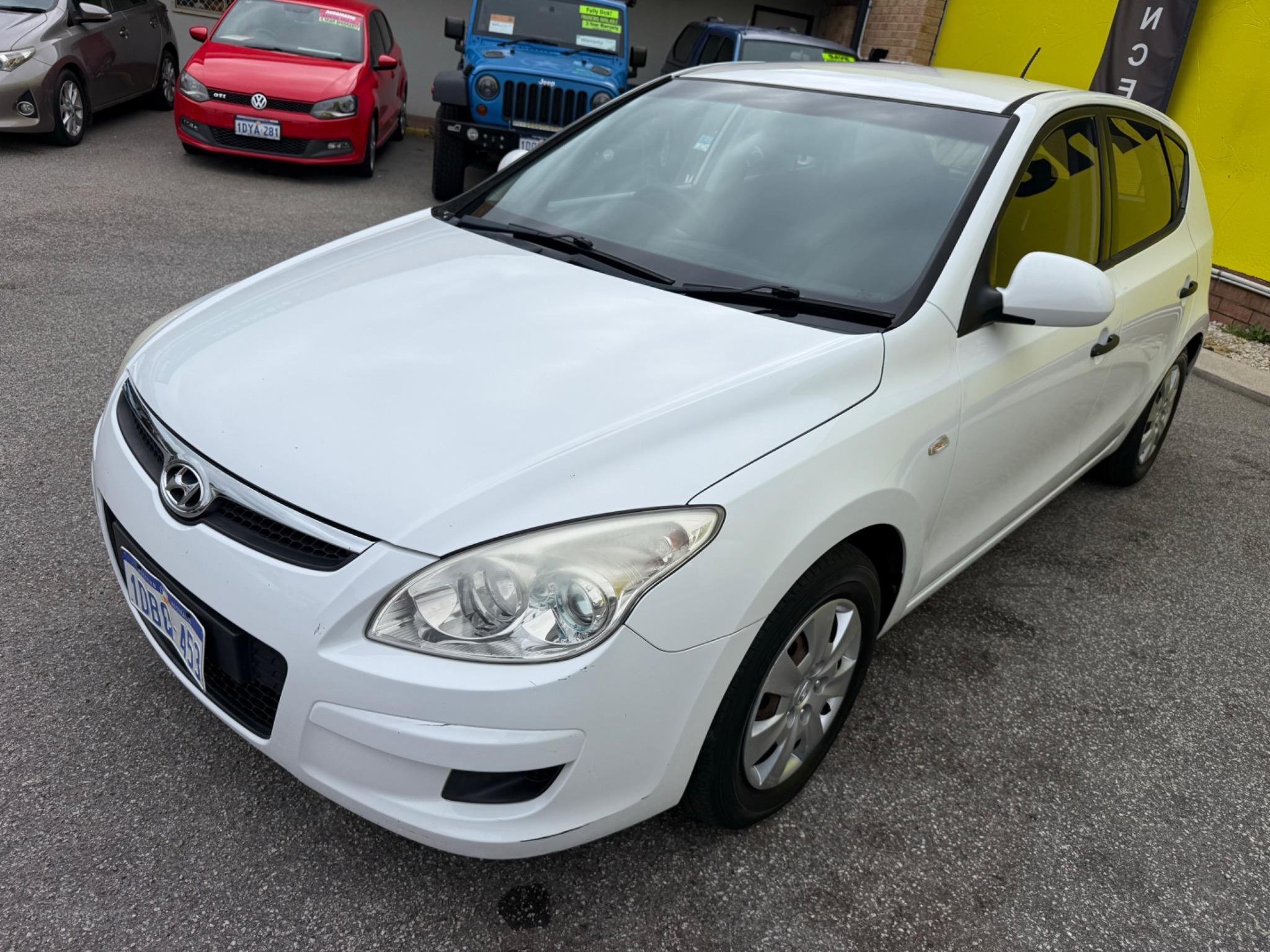 HYUNDAI i30