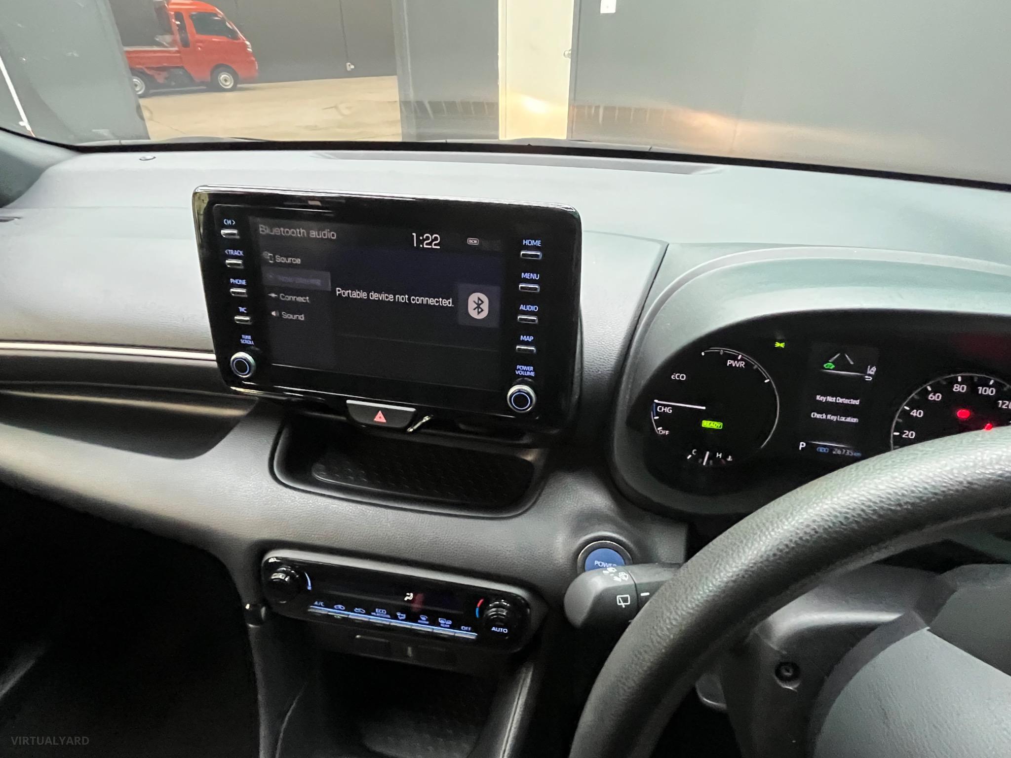 TOYOTA YARIS