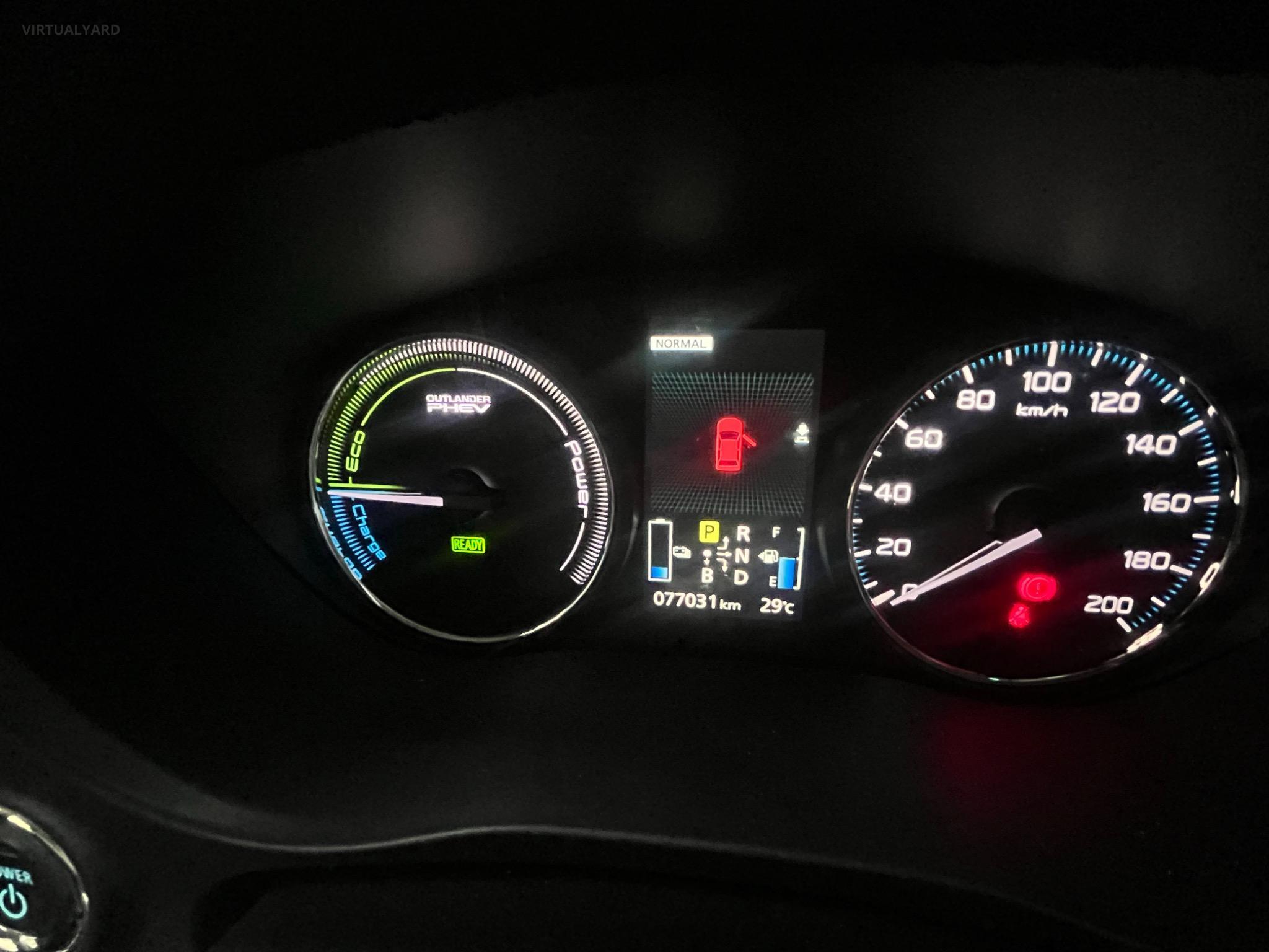 MITSUBISHI OUTLANDER