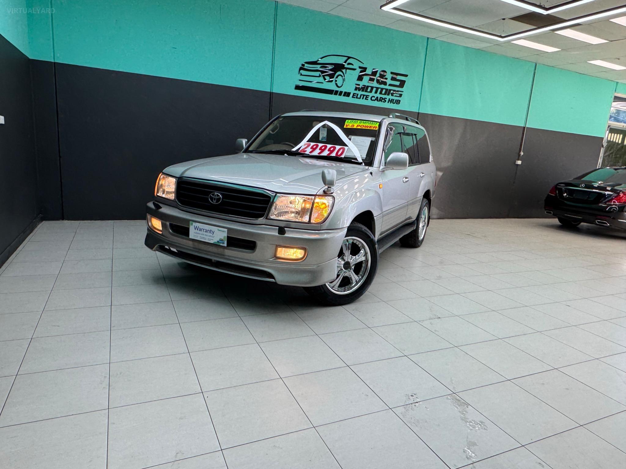 TOYOTA LANDCRUISER- VX LIMITED
