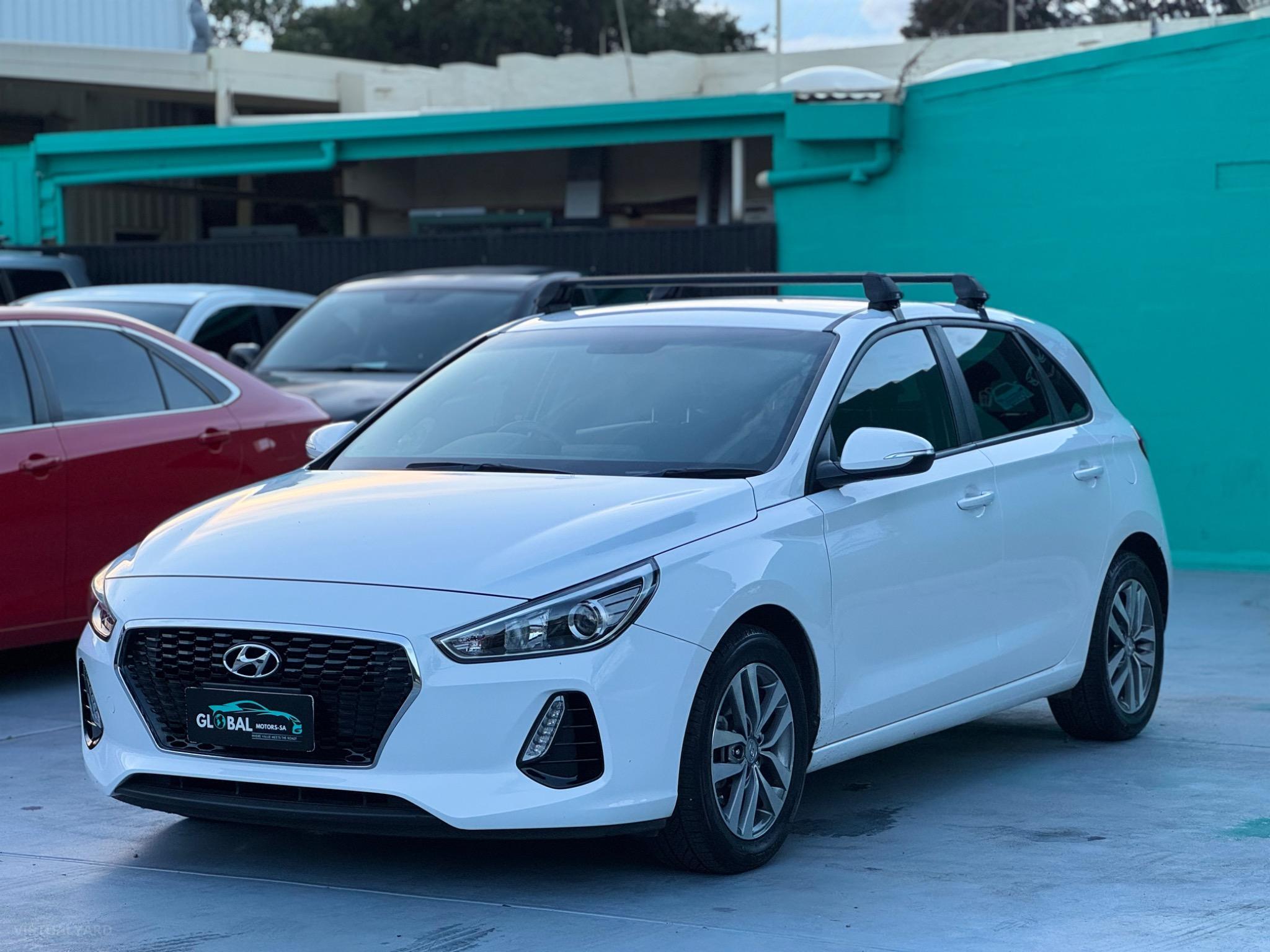 HYUNDAI i30