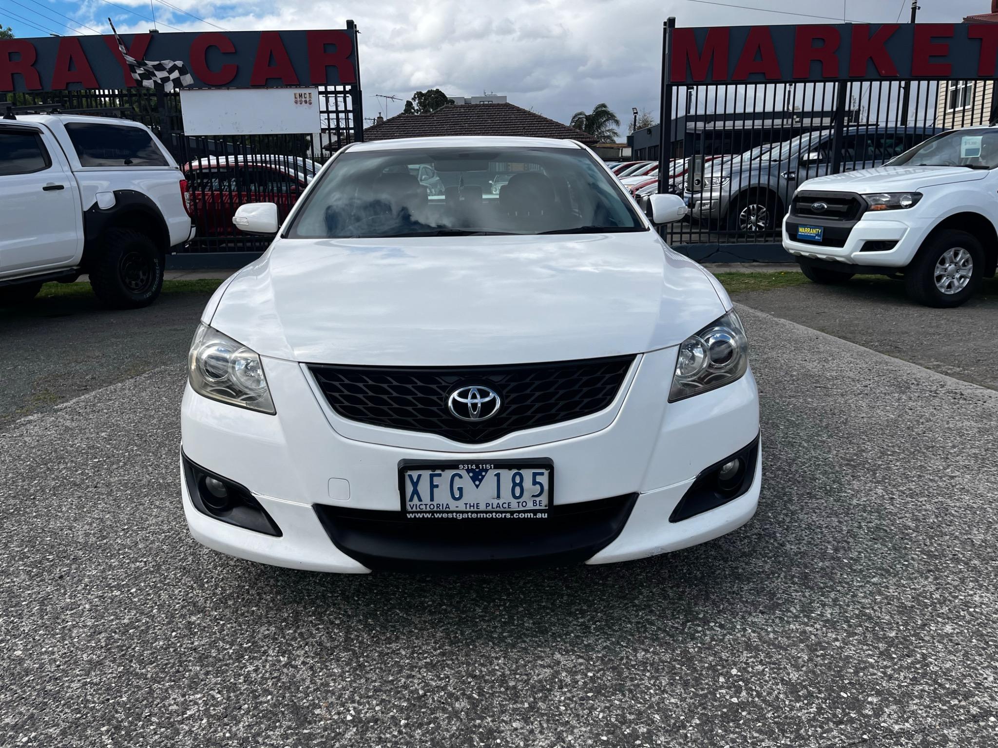 TOYOTA AURION