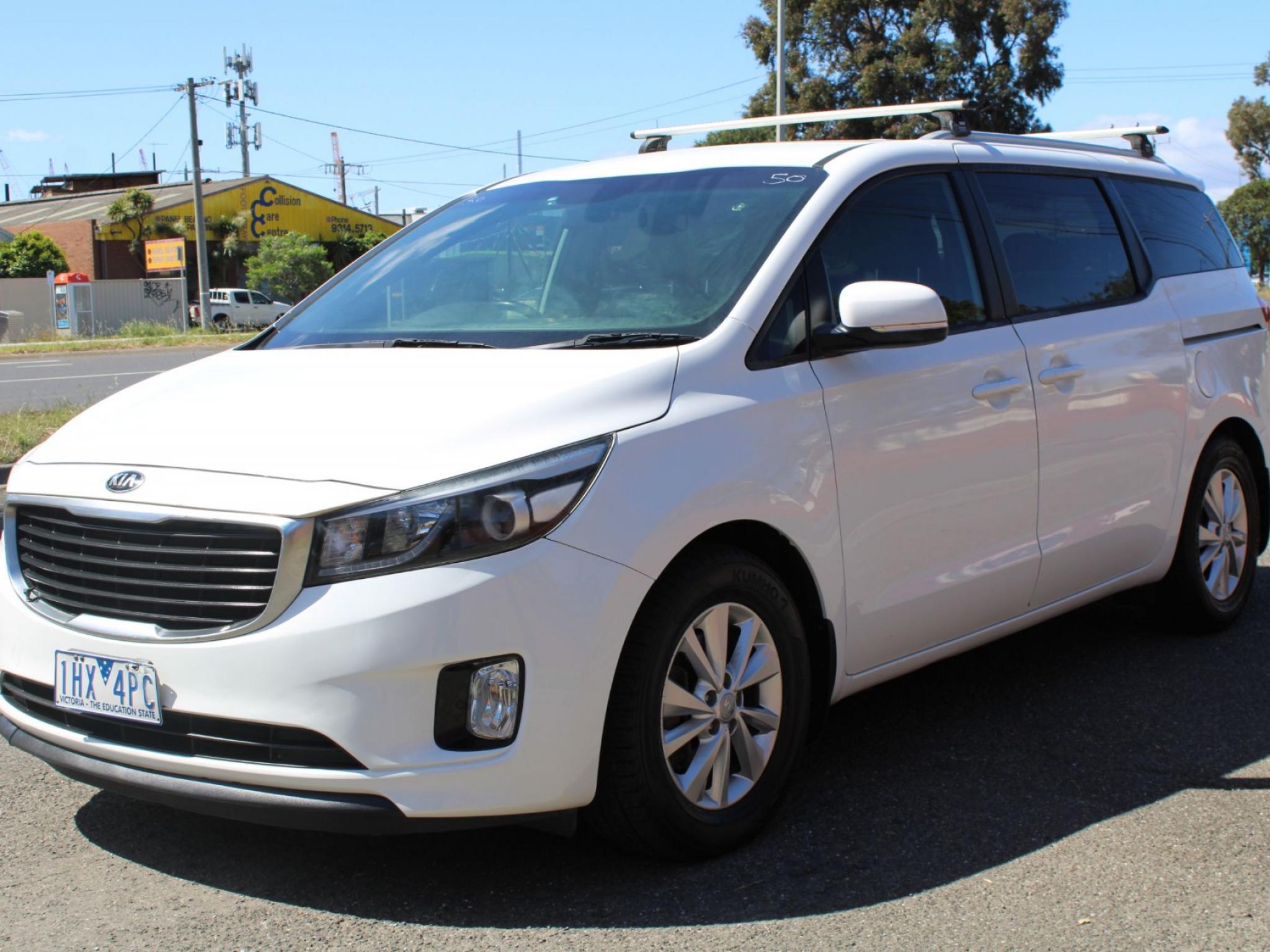 KIA CARNIVAL