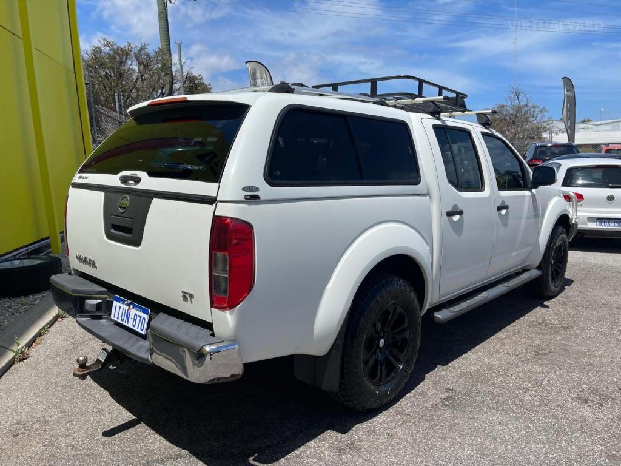 NISSAN NAVARA