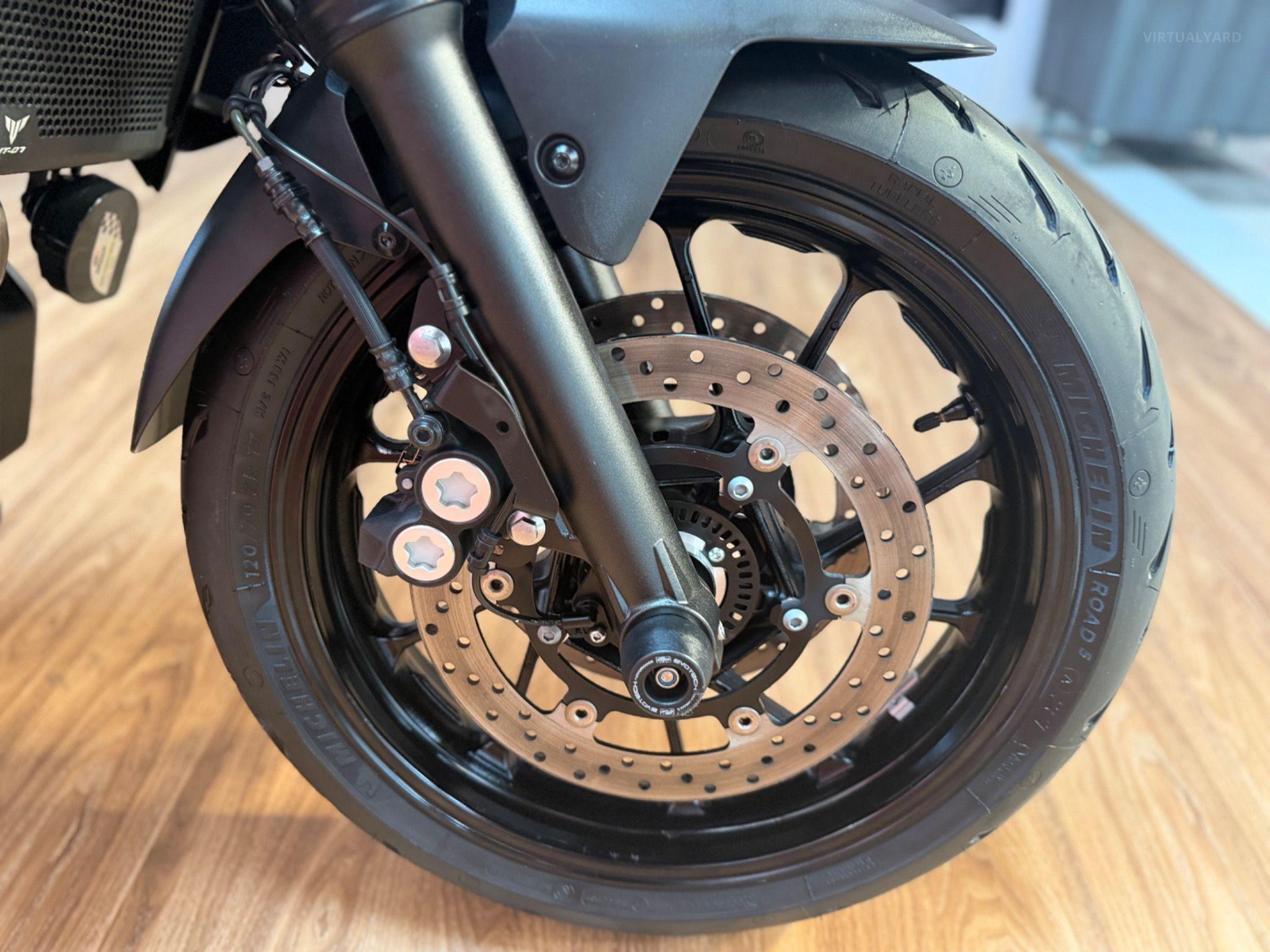 YAMAHA MT-07