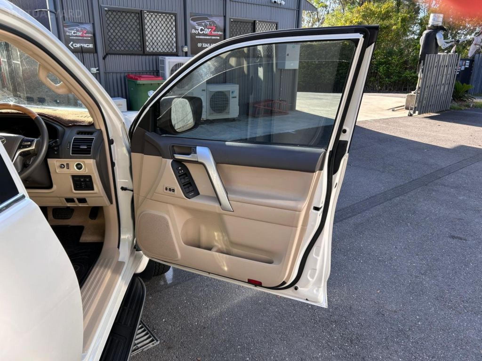 Toyota Landcruiser Prado