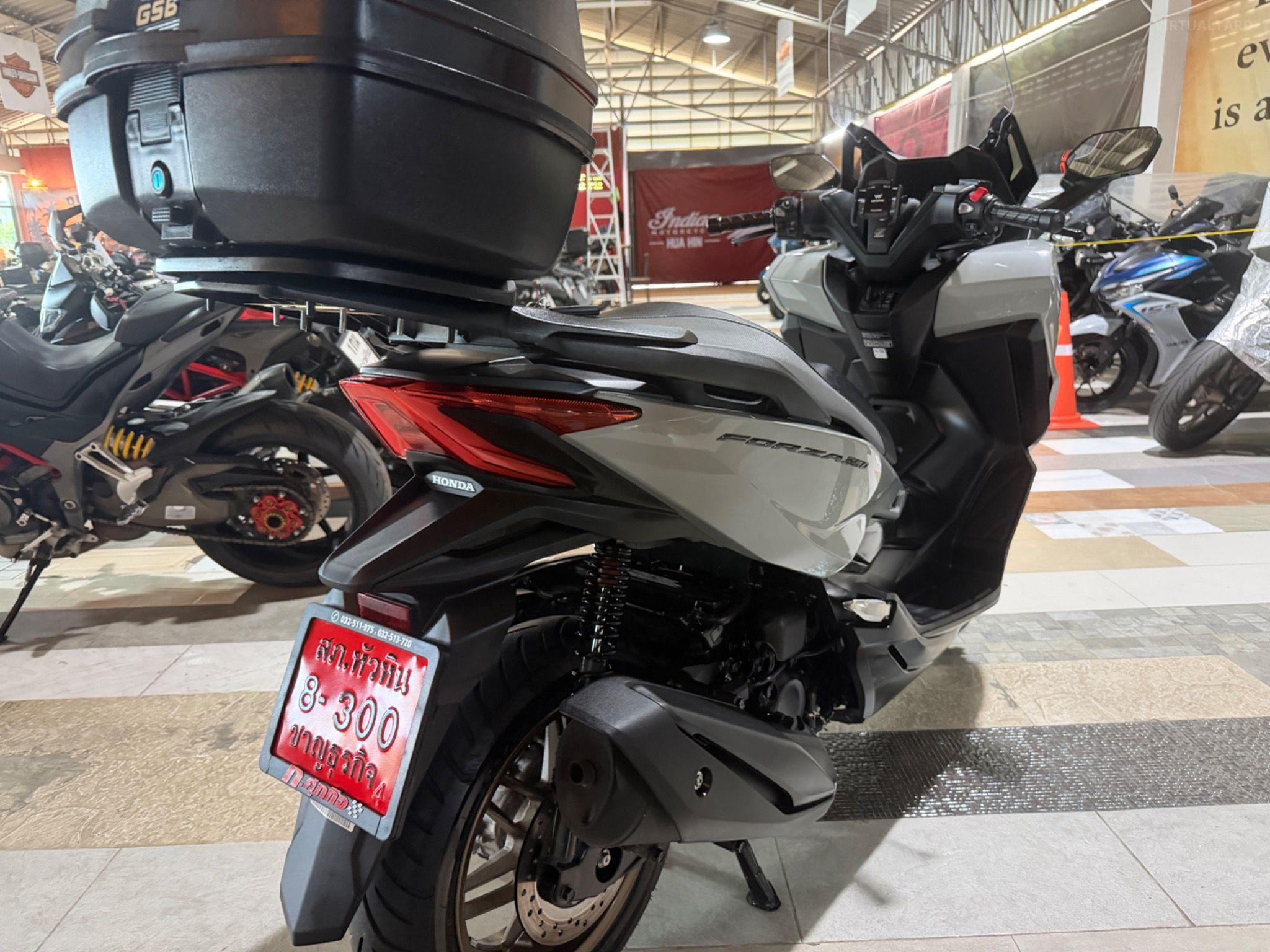 HONDA FORZA 350