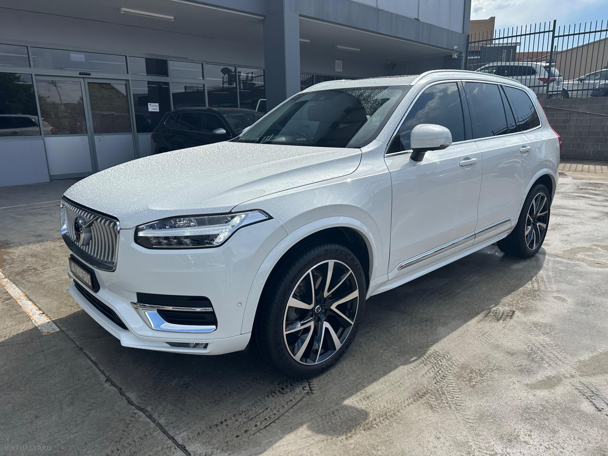 VOLVO XC90