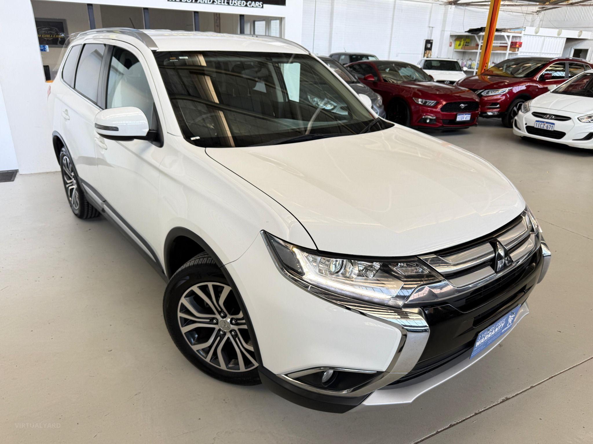 MITSUBISHI OUTLANDER