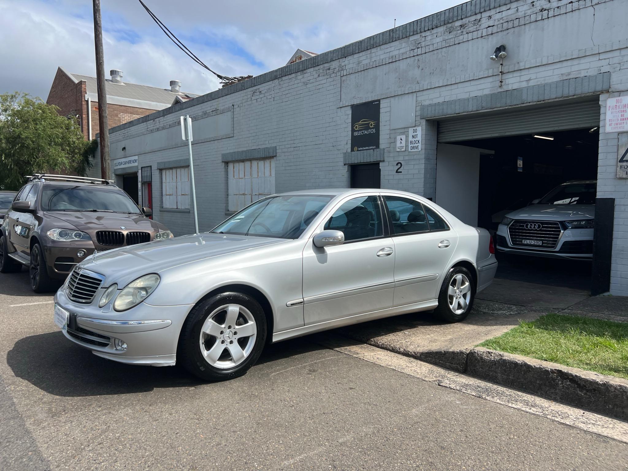 MERCEDES-BENZ E320