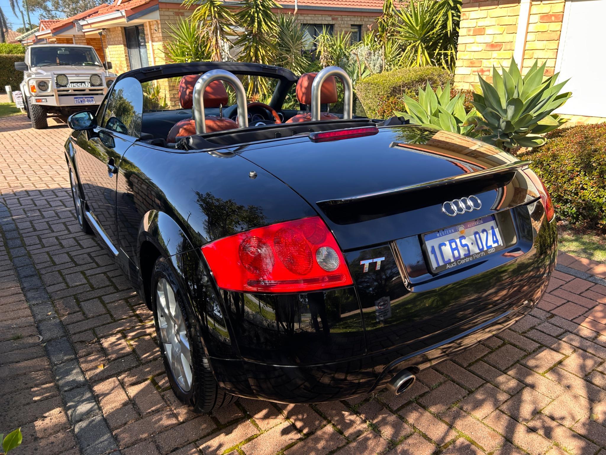 AUDI TT