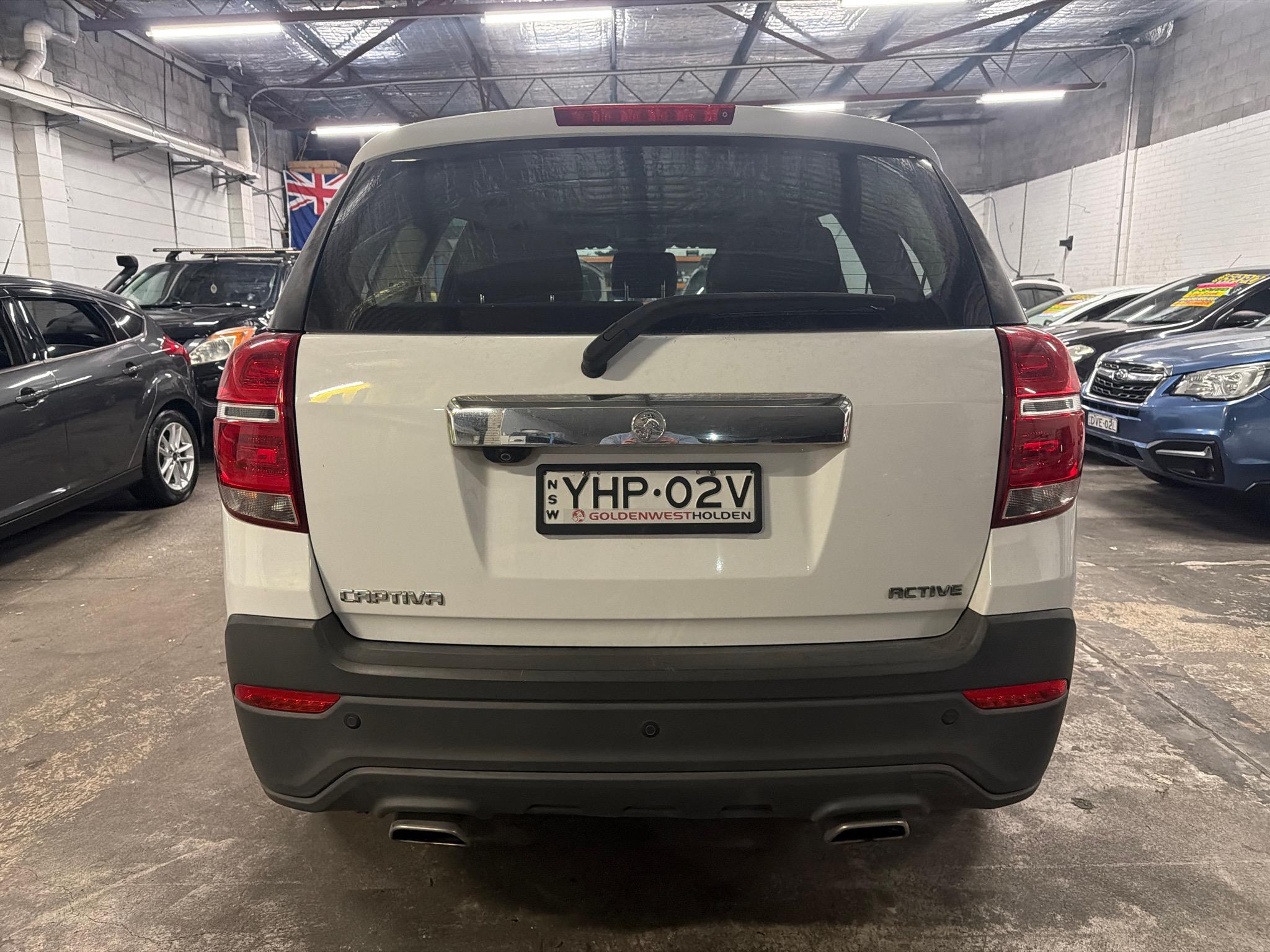 HOLDEN CAPTIVA