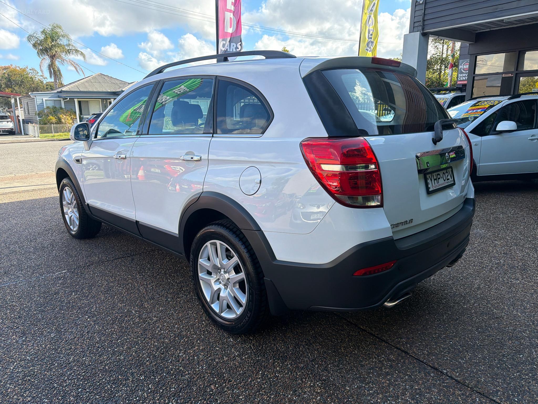 HOLDEN CAPTIVA