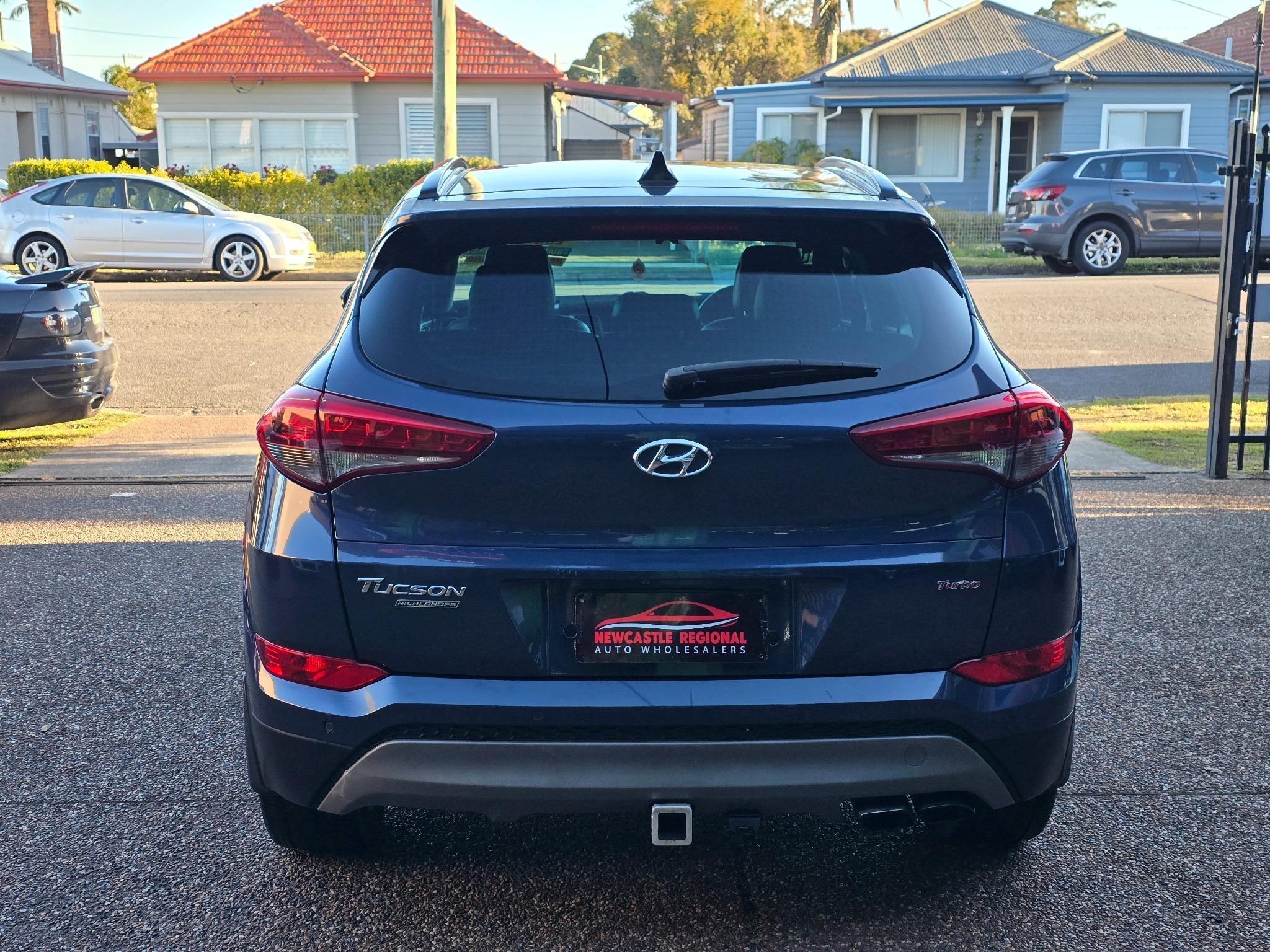 HYUNDAI TUCSON