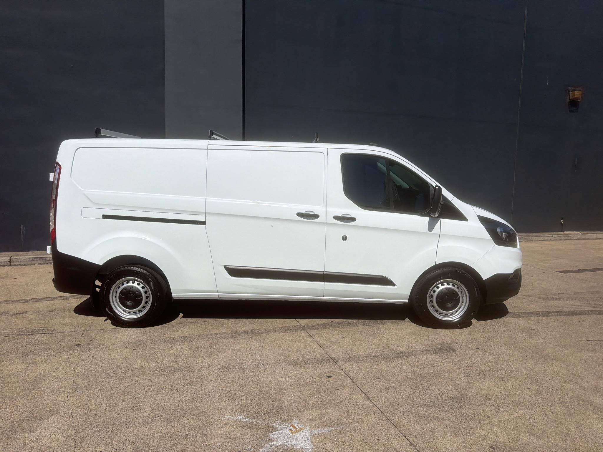 FORD TRANSIT CUSTOM VN MY23.25 340L VAN LOW ROOF LWB 4DR AUTO 6SP, 1291KG 2.0DT image 3