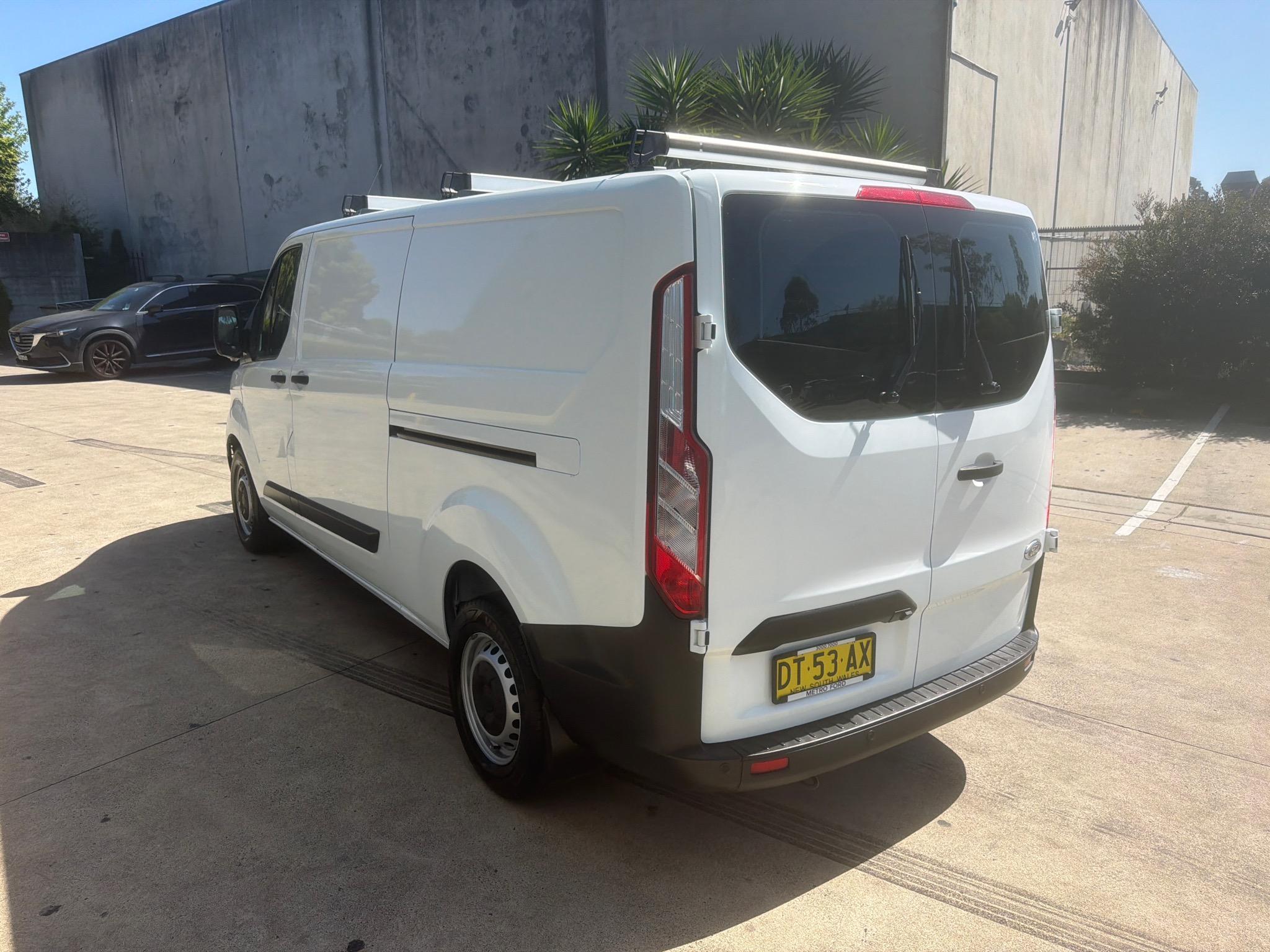 FORD TRANSIT CUSTOM VN MY23.25 340L VAN LOW ROOF LWB 4DR AUTO 6SP, 1291KG 2.0DT image 17