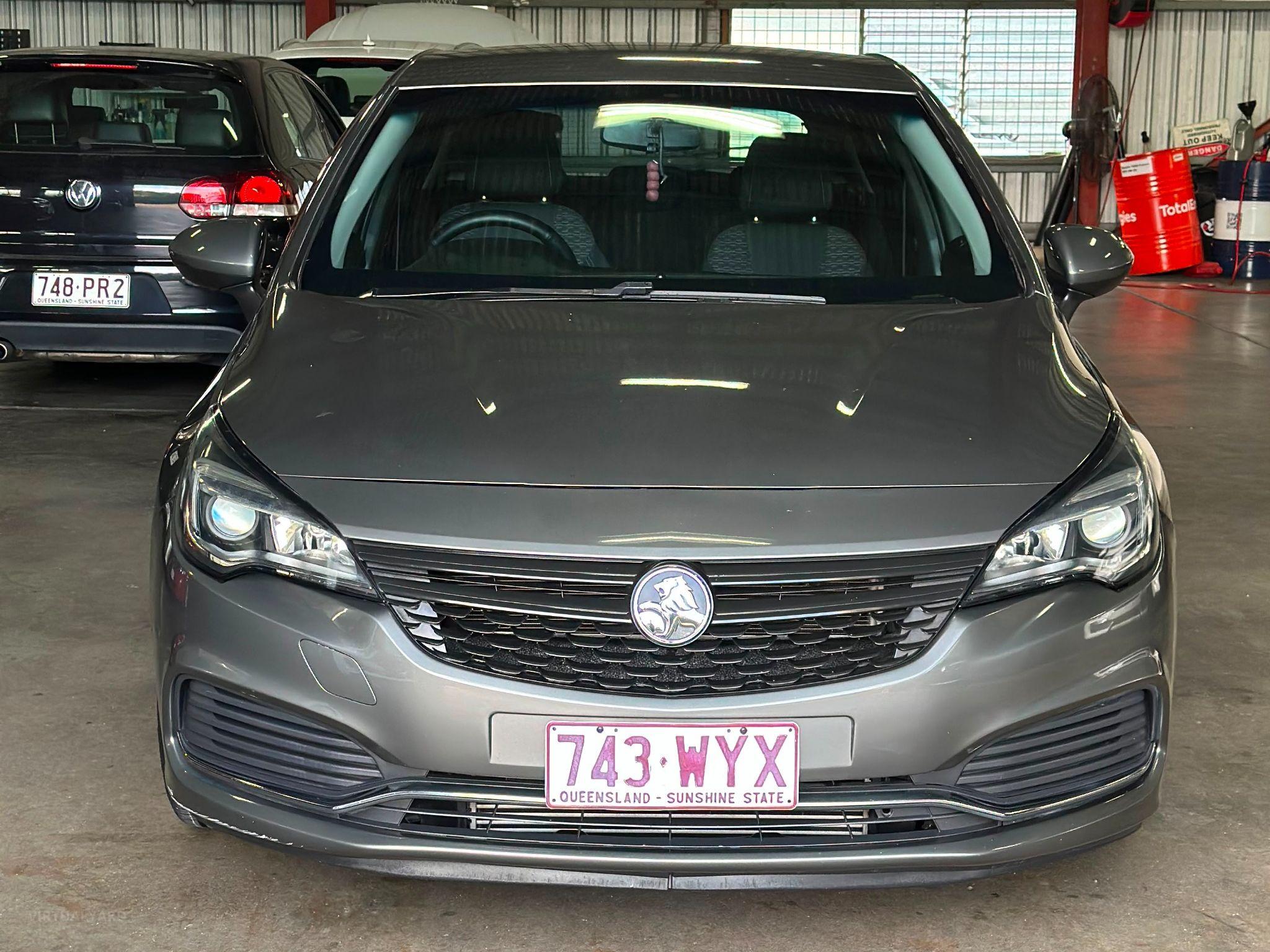 HOLDEN ASTRA