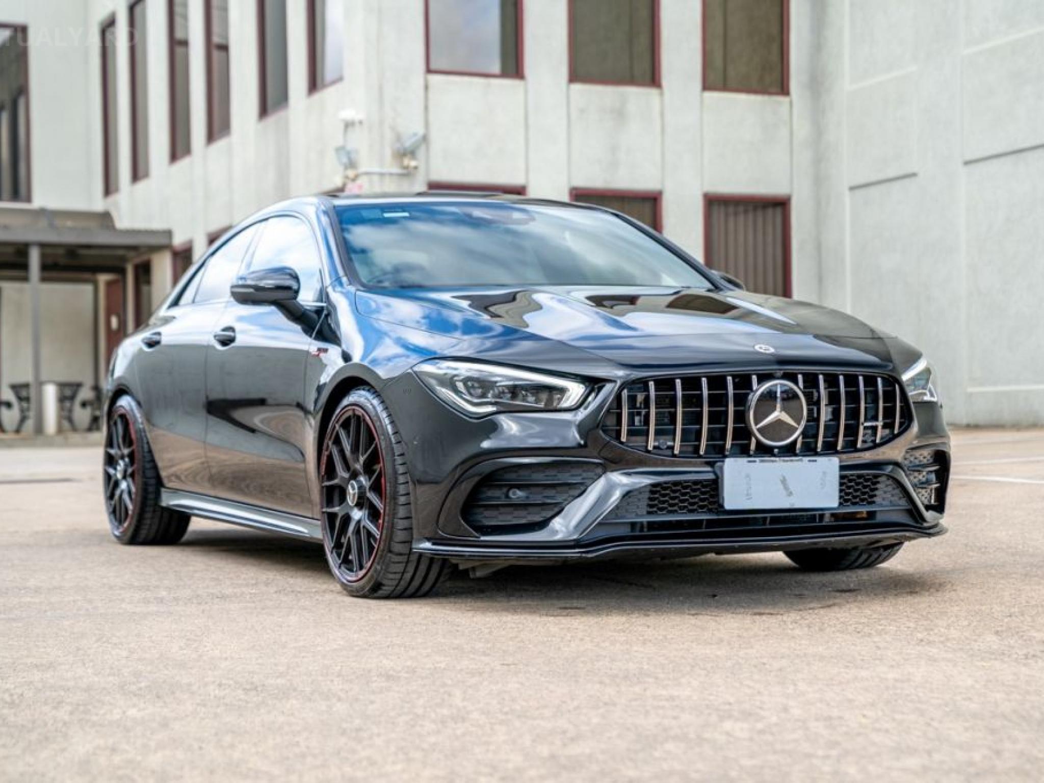 MERCEDES-AMG CLA