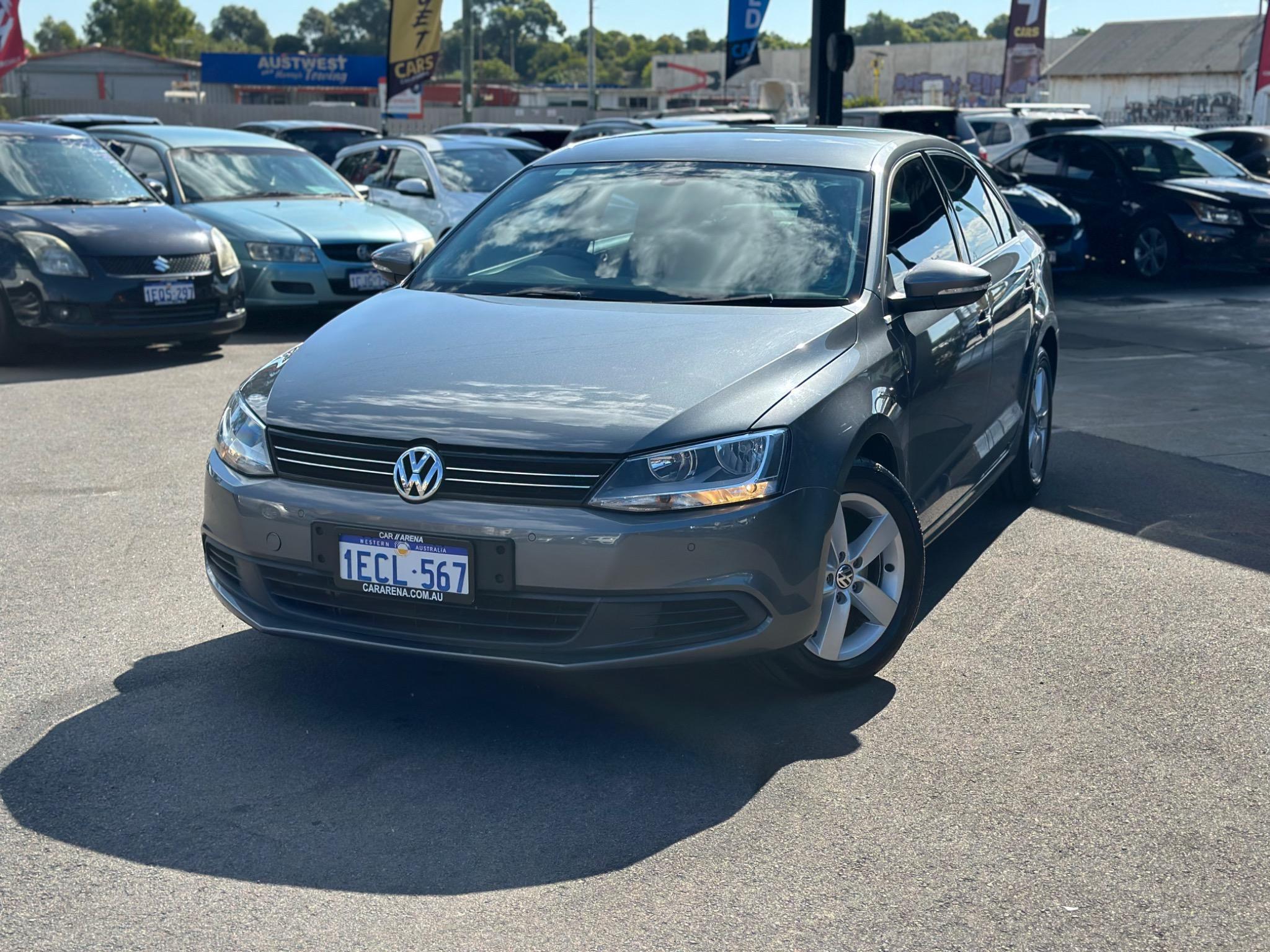 VOLKSWAGEN JETTA