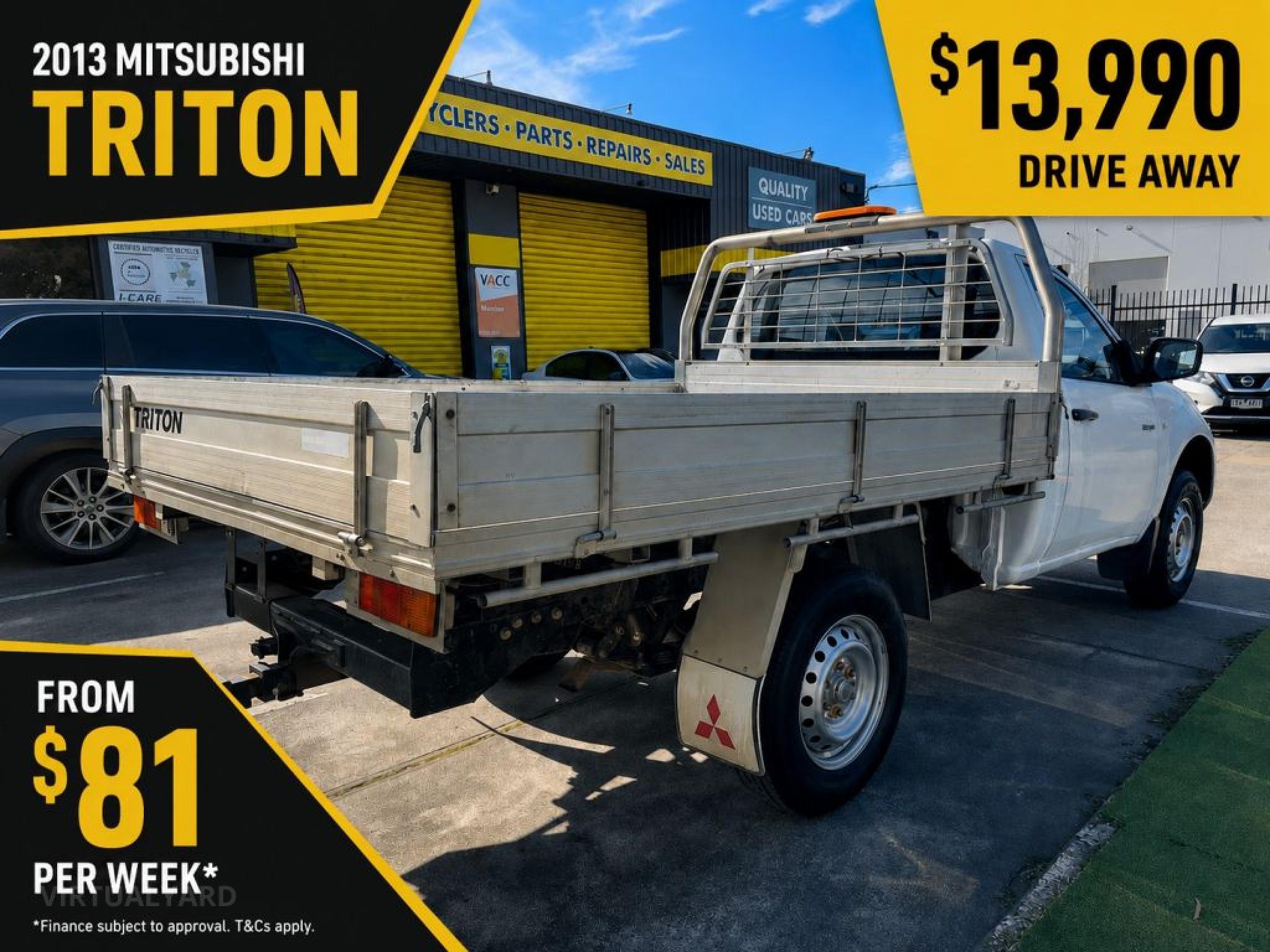 MITSUBISHI TRITON