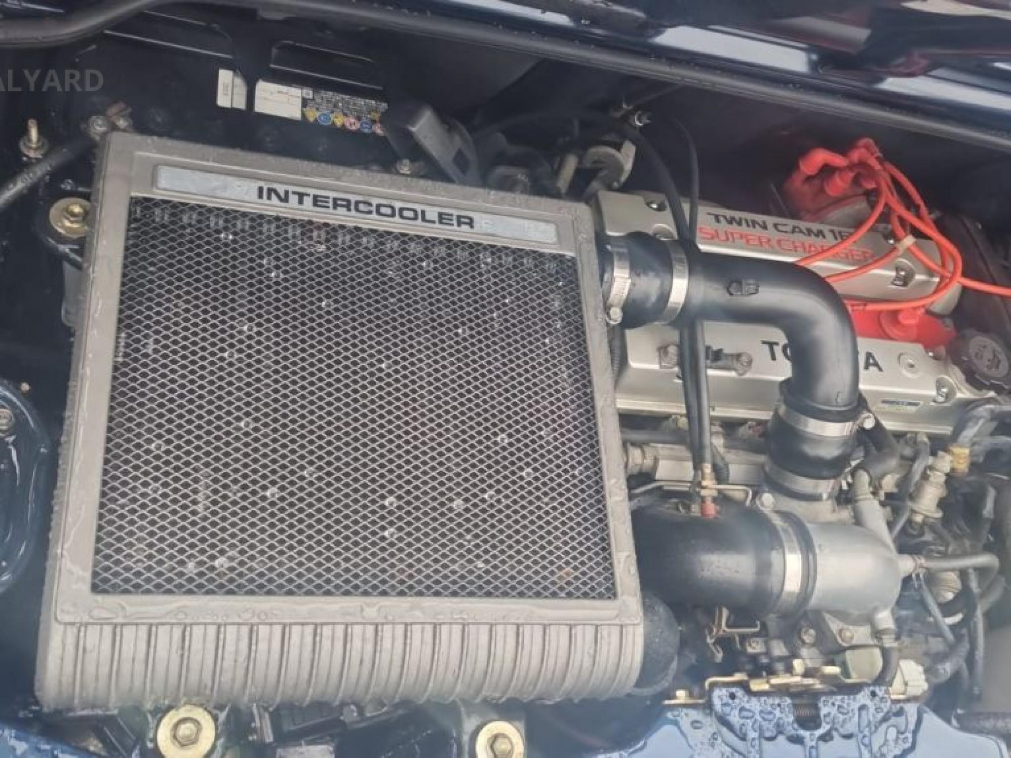 TOYOTA MR2