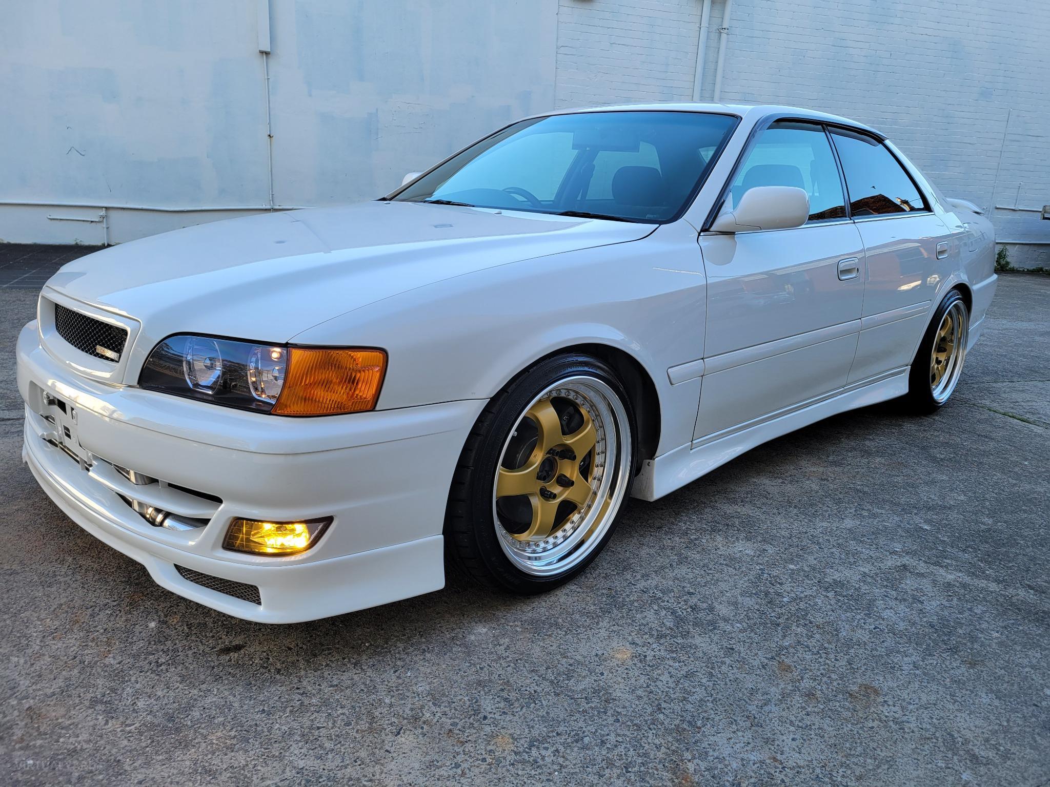 TOYOTA CHASER