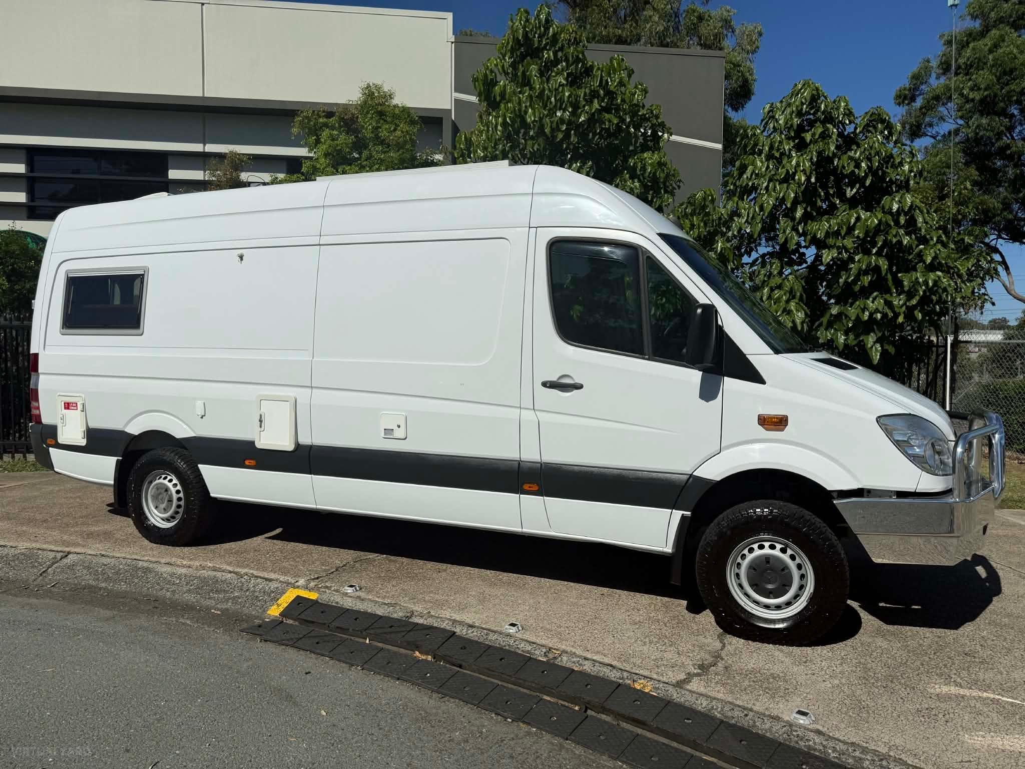 MERCEDES-BENZ SPRINTER
